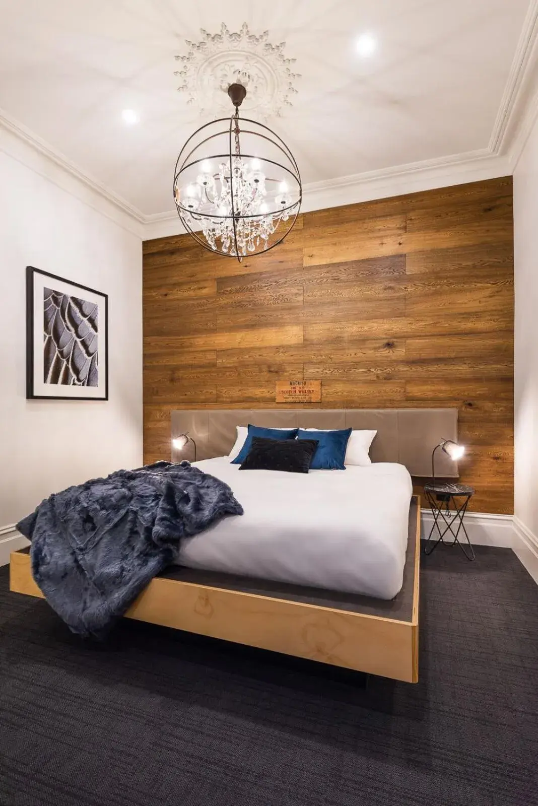 Deluxe Room in East Brunswick Hotel Deluxe Room in East Brunswick Hotel