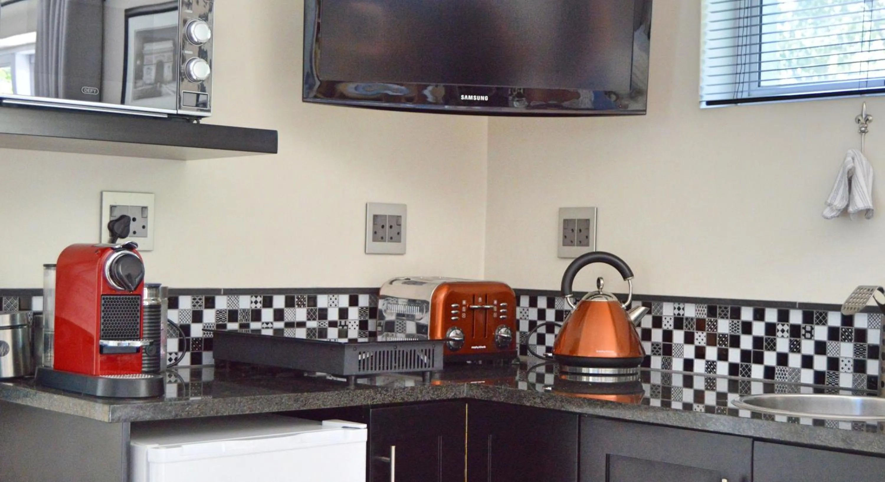 Kitchen or kitchenette in 1AA Wilhelmina Luxury Suites