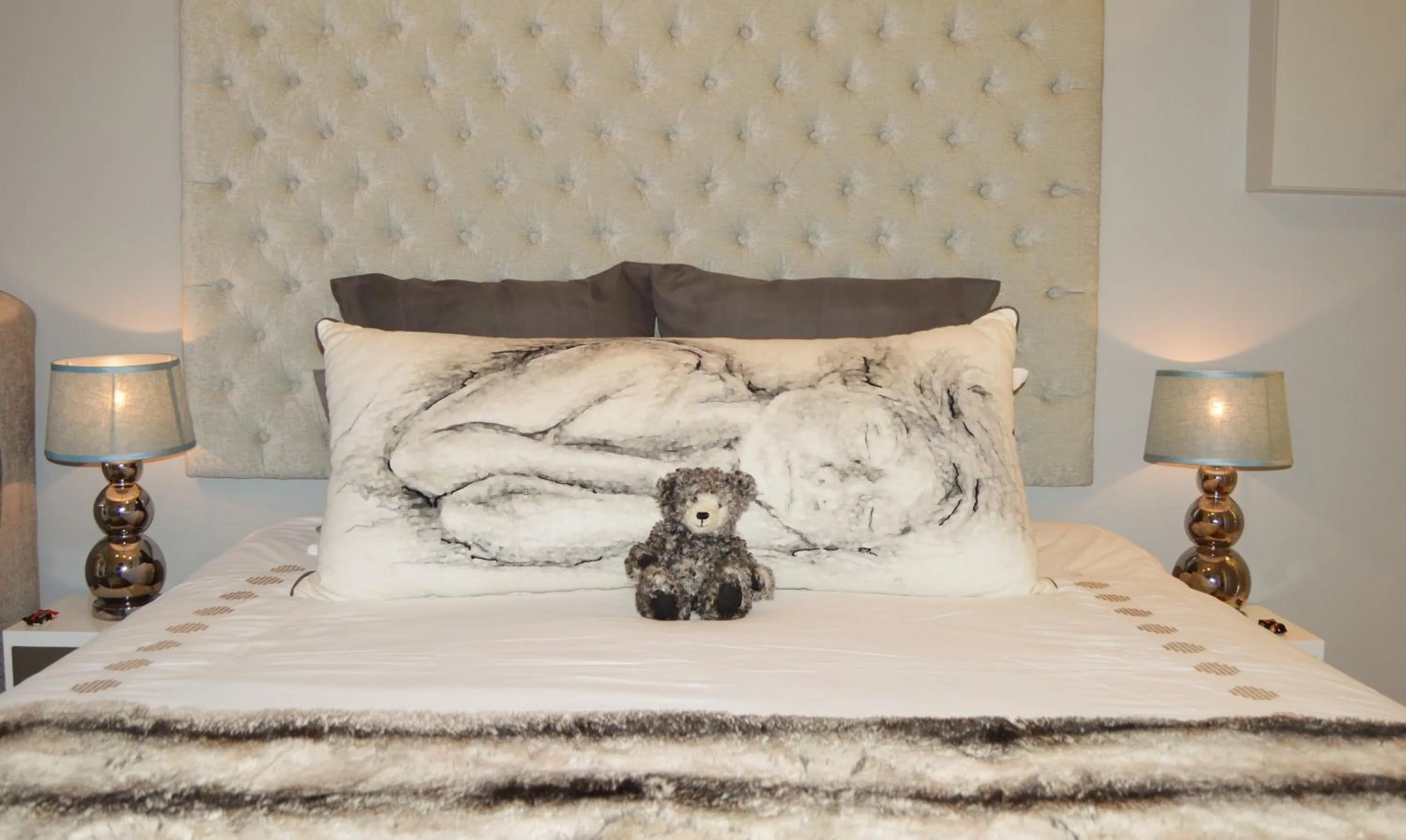 Bedroom, Bed in 1AA Wilhelmina Luxury Suites