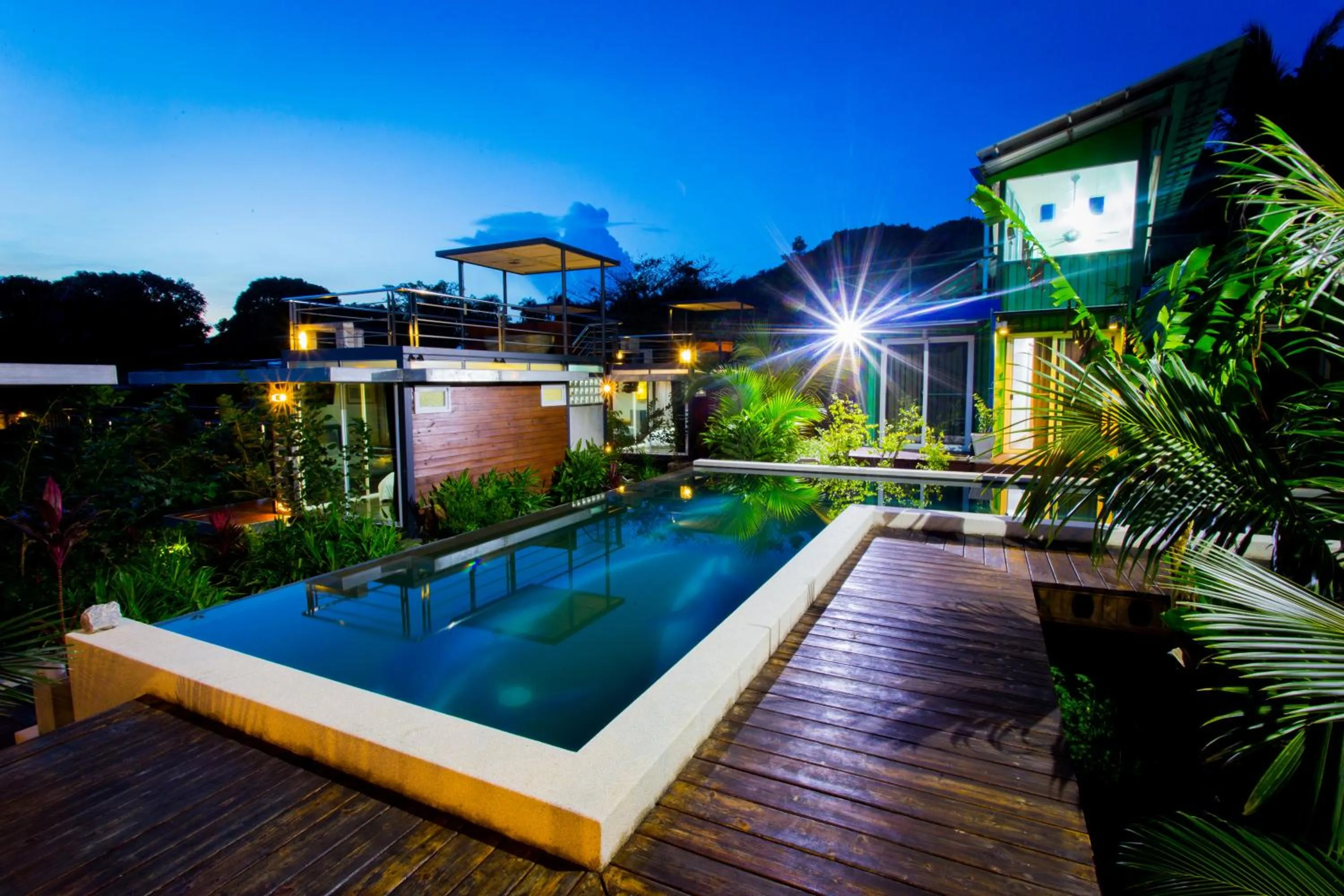 Swimming pool in Baan Boom Boxes Eco Friendly Resort