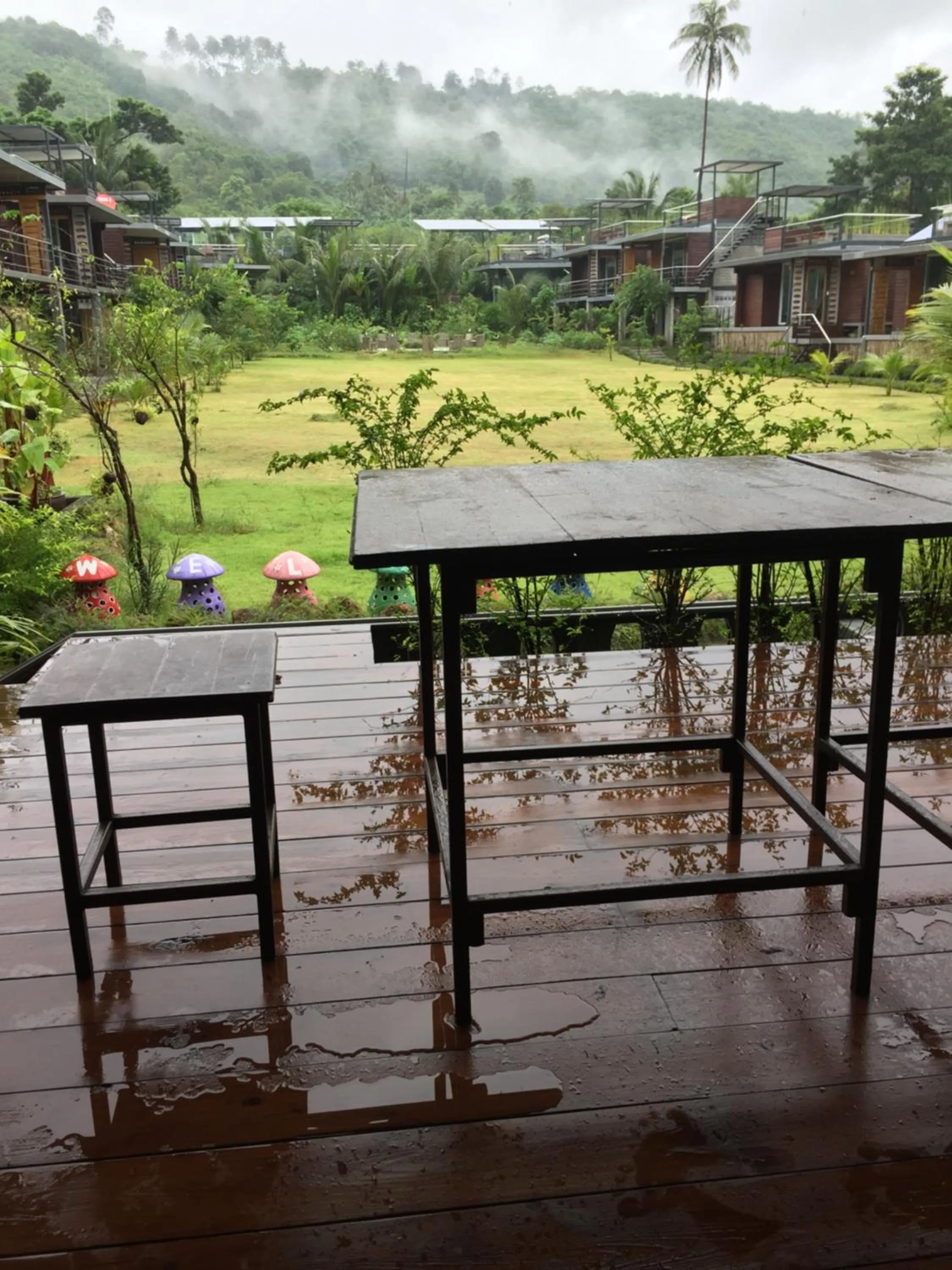 Baan Boom Boxes Eco Friendly Resort