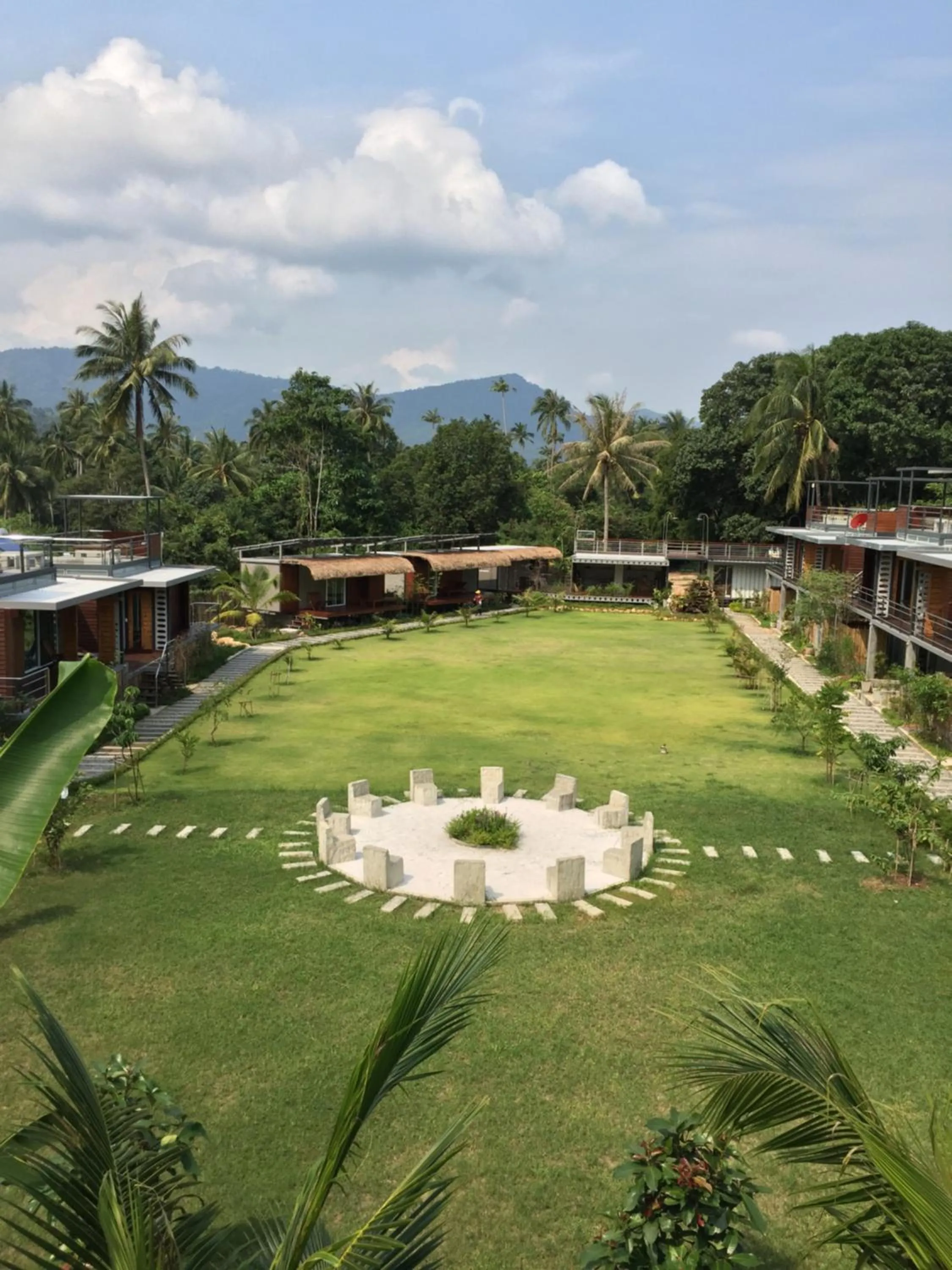 Baan Boom Boxes Eco Friendly Resort