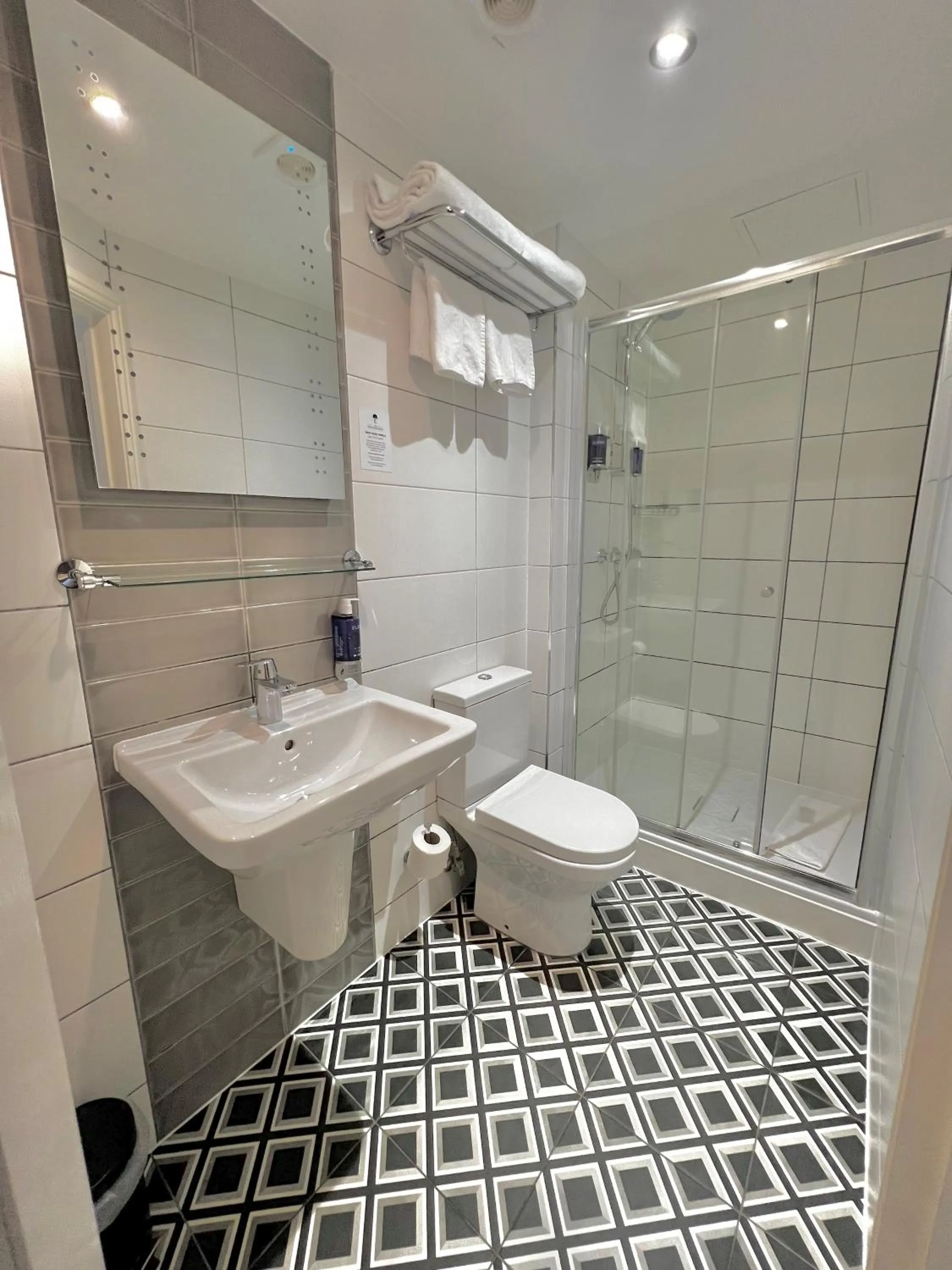 Shower in The Eaton Townhouse