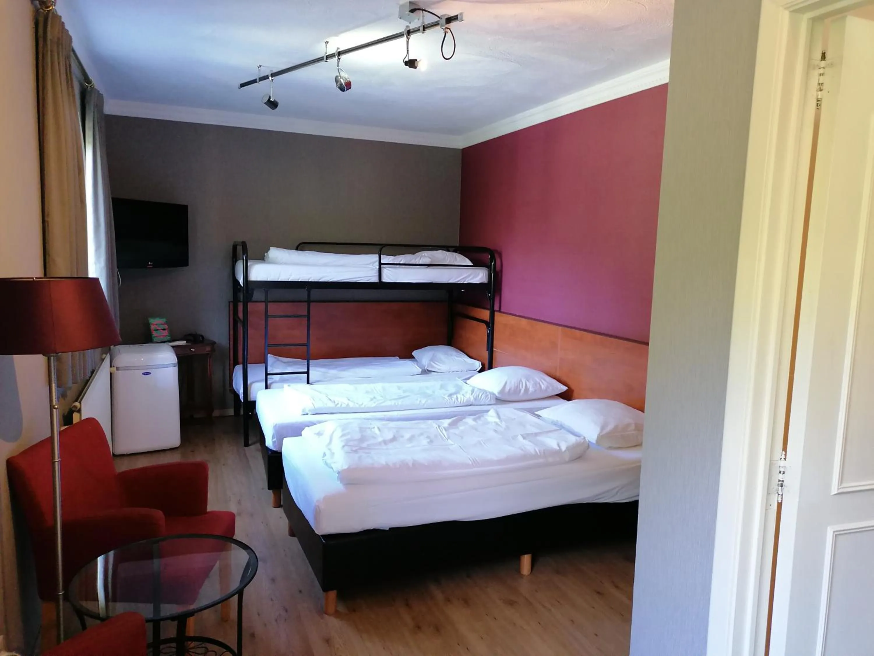 Bed in Hotel Prins van Oranje