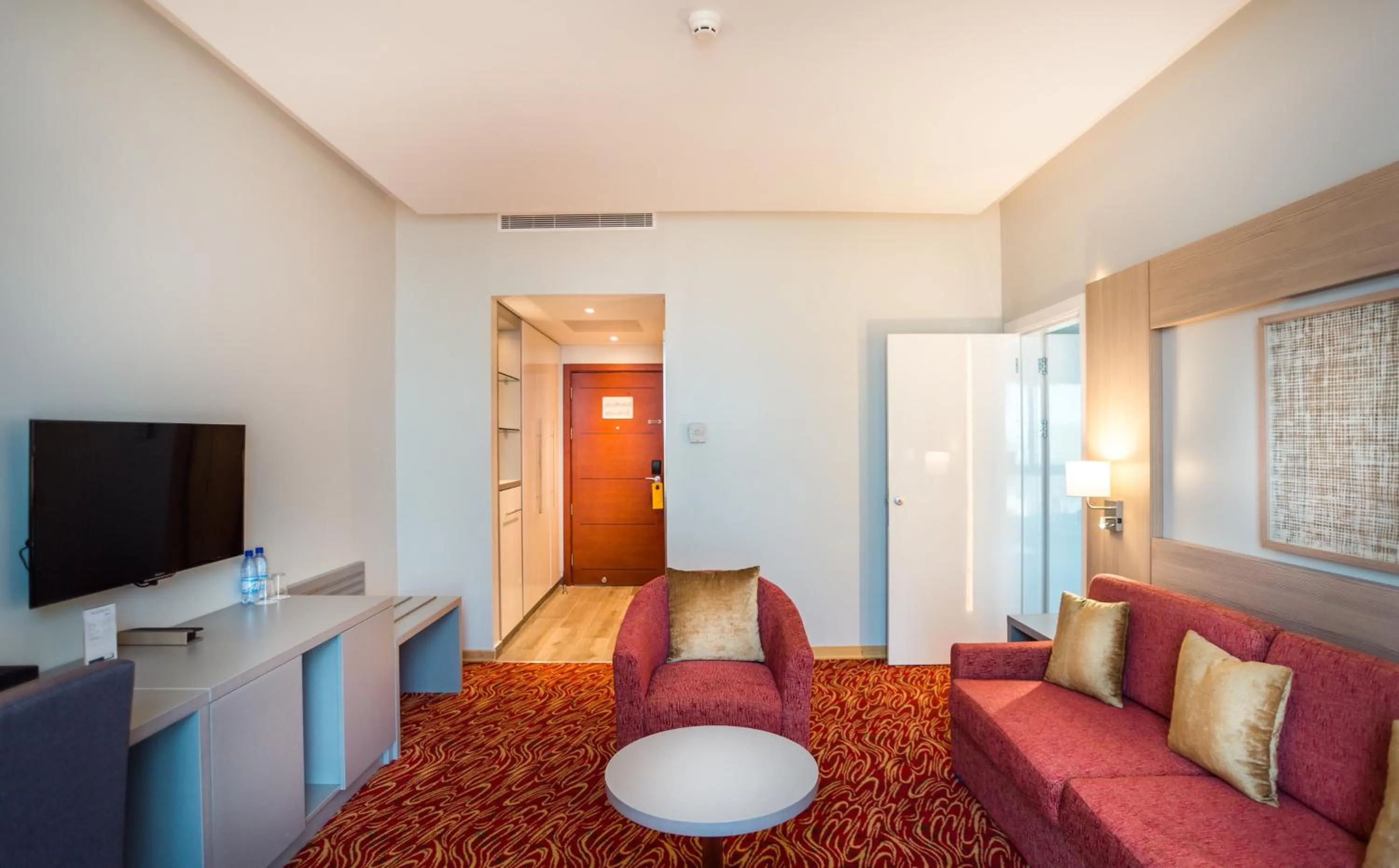 Shower in Golden Tulip Le Diplomate