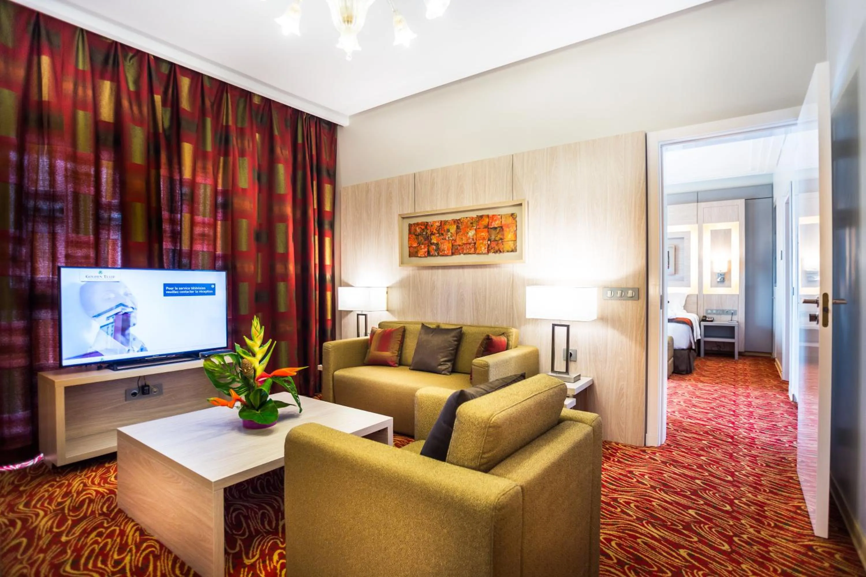 Shower in Golden Tulip Le Diplomate