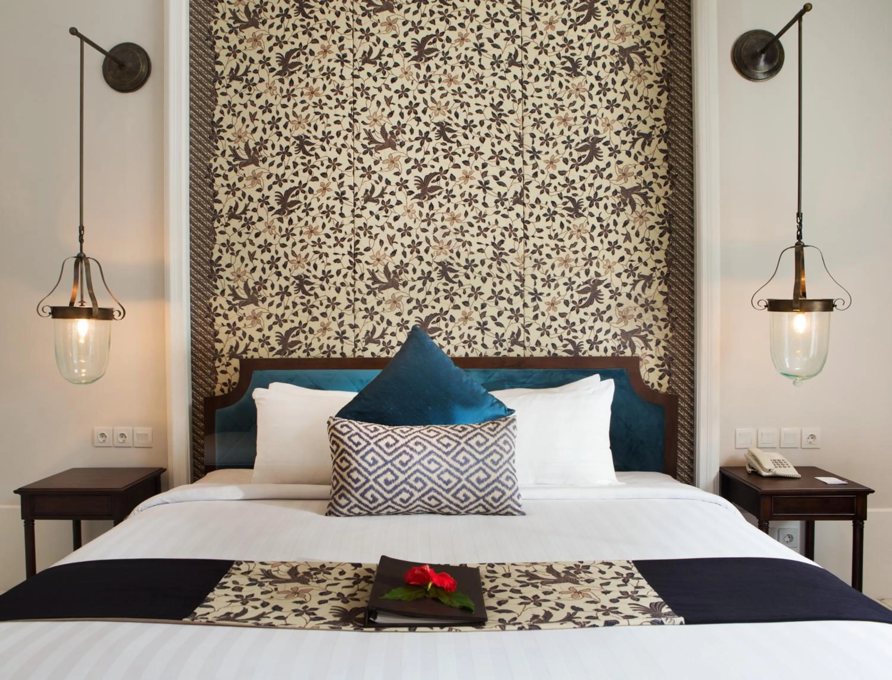 Bed in Plataran Heritage Borobudur Hotel