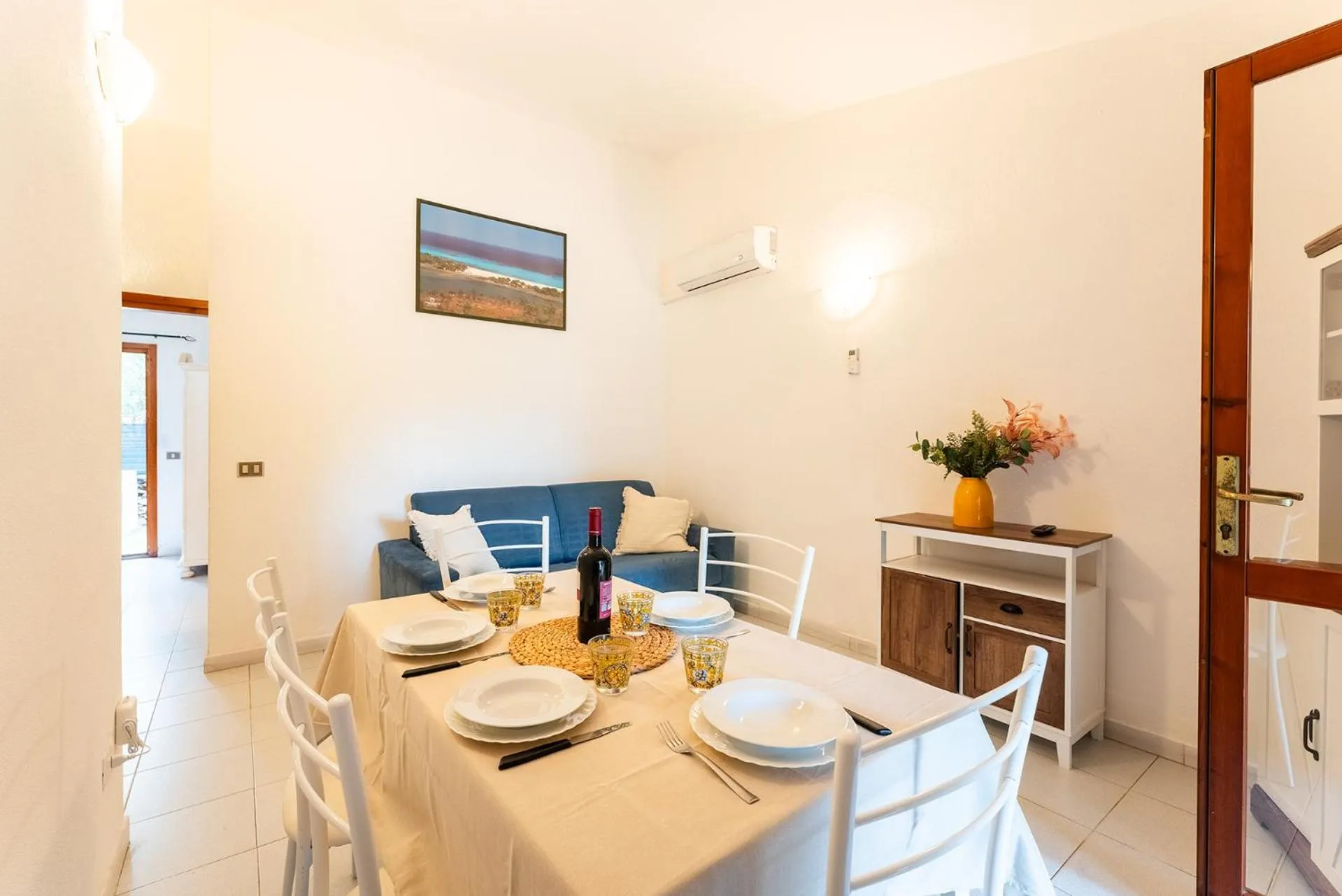 Dining area in Residenze Gallura