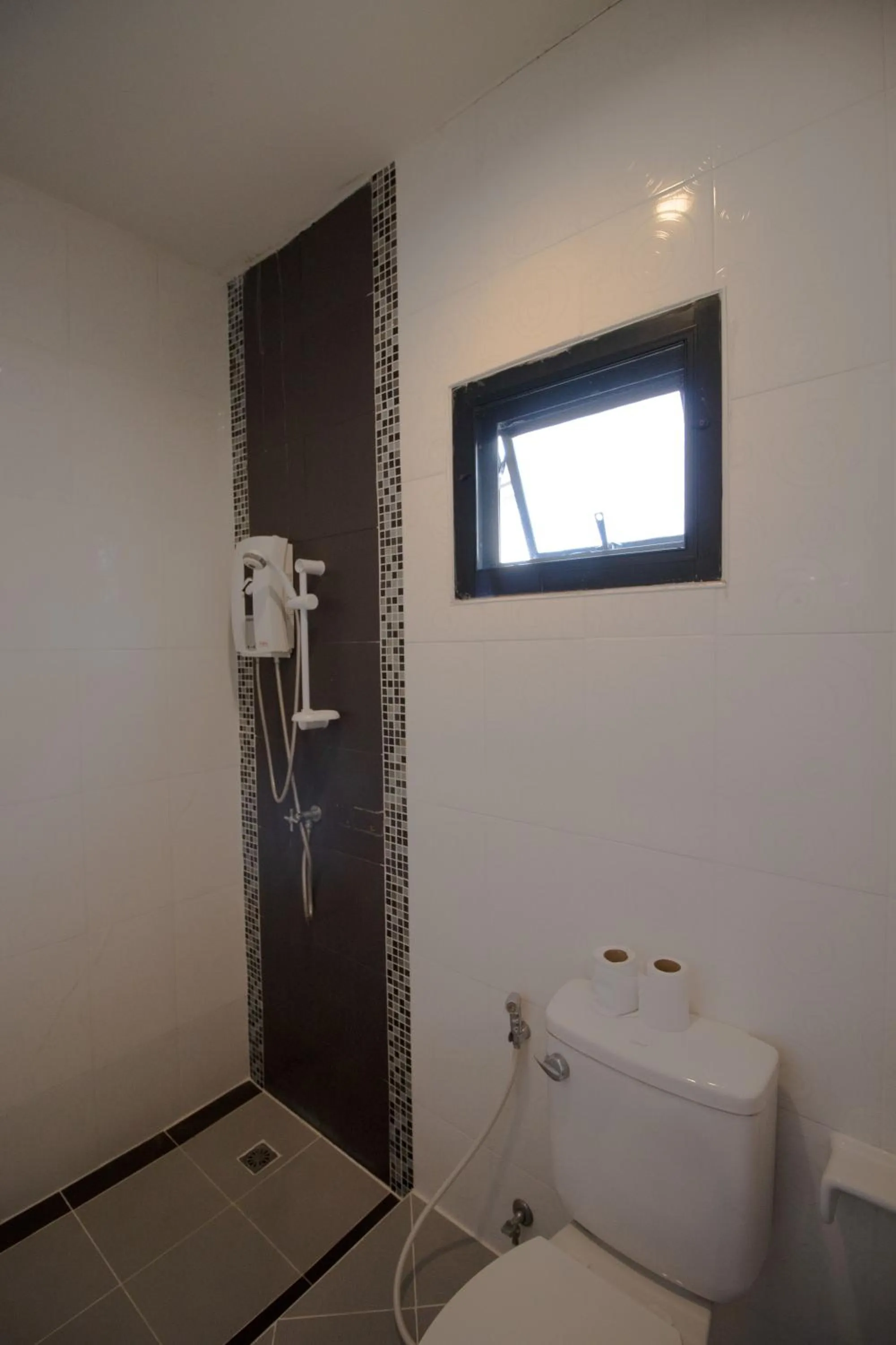 Bathroom in Somsamai Style Apartment