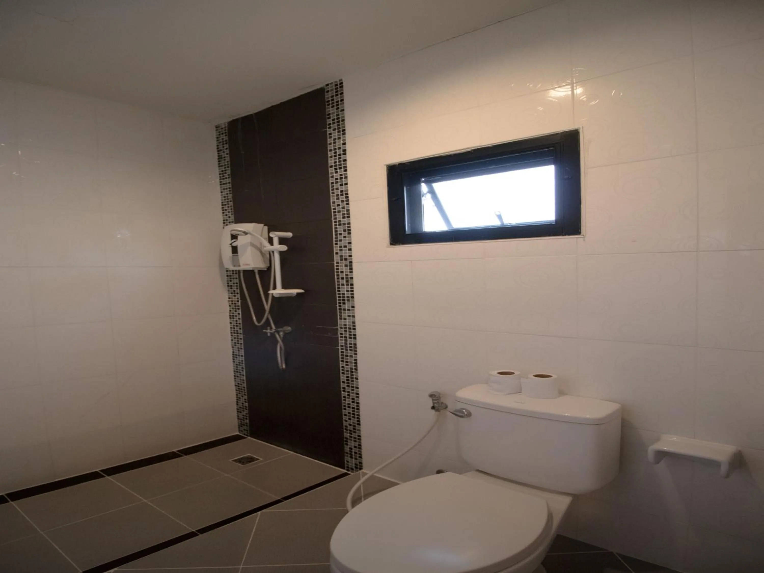 Bathroom in Somsamai Style Apartment