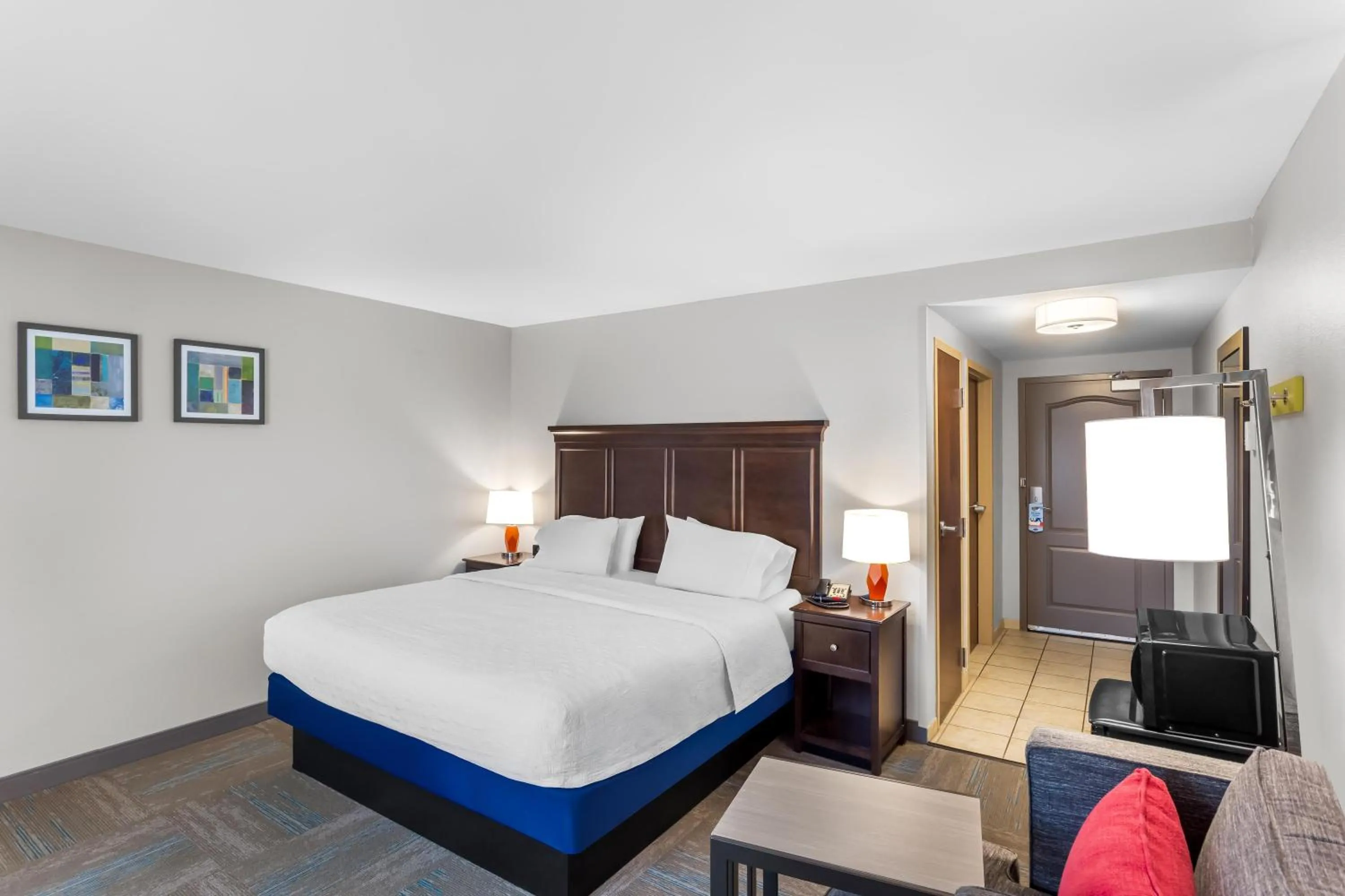 Bed in Hampton Inn University Area, Huntington, Wv