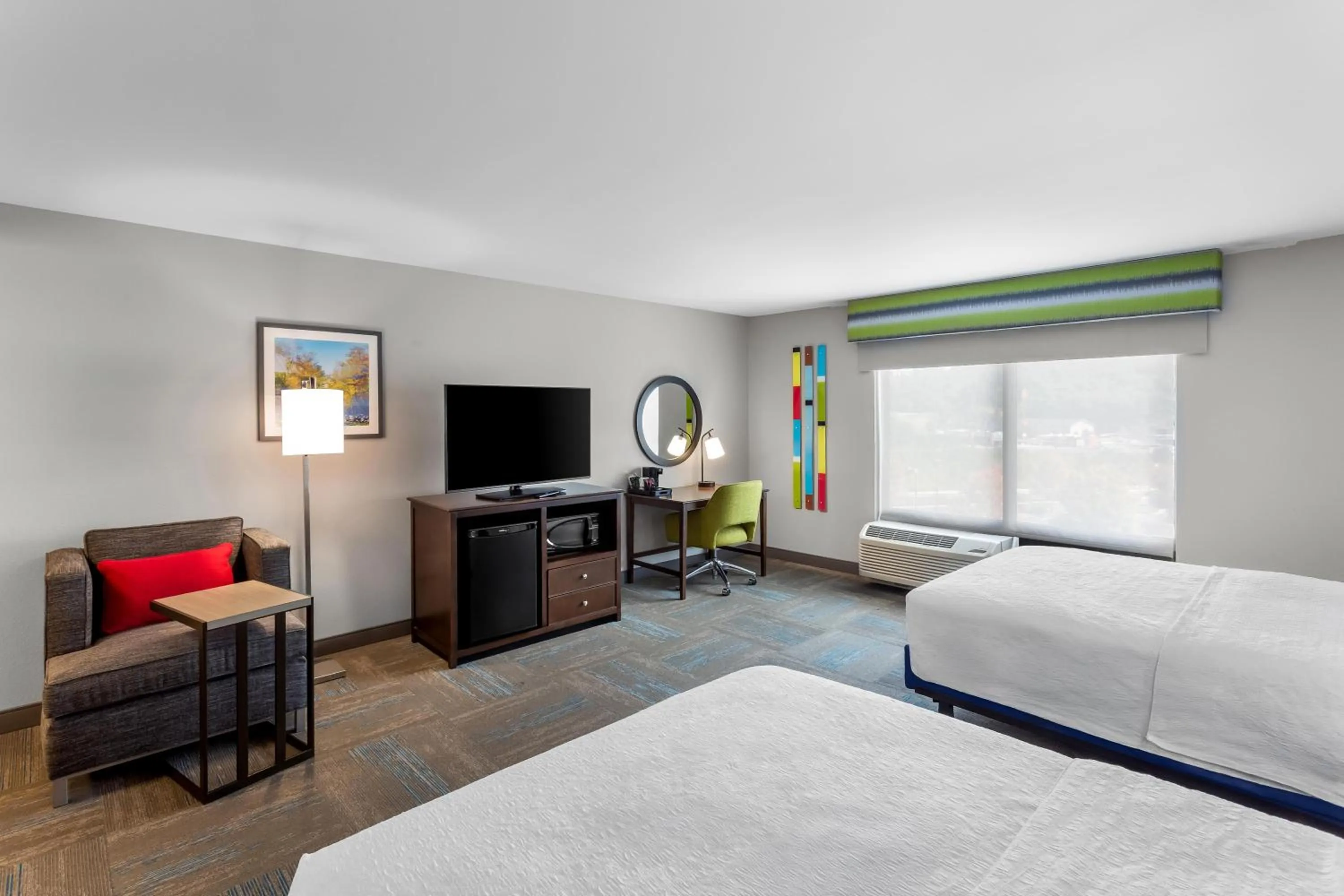 Bed in Hampton Inn University Area, Huntington, Wv