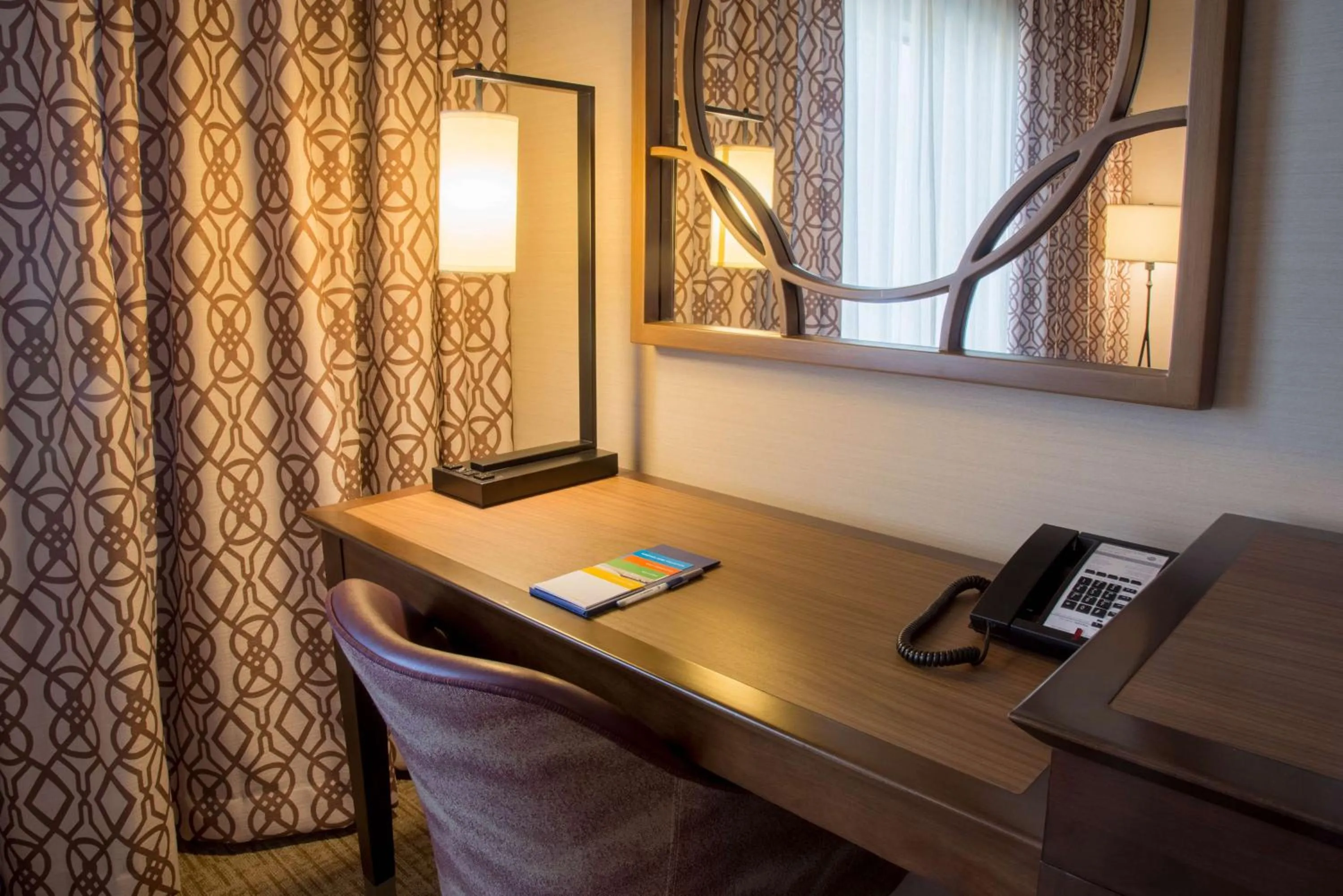 Bed in Hampton Inn & Suites Murrieta Temecula