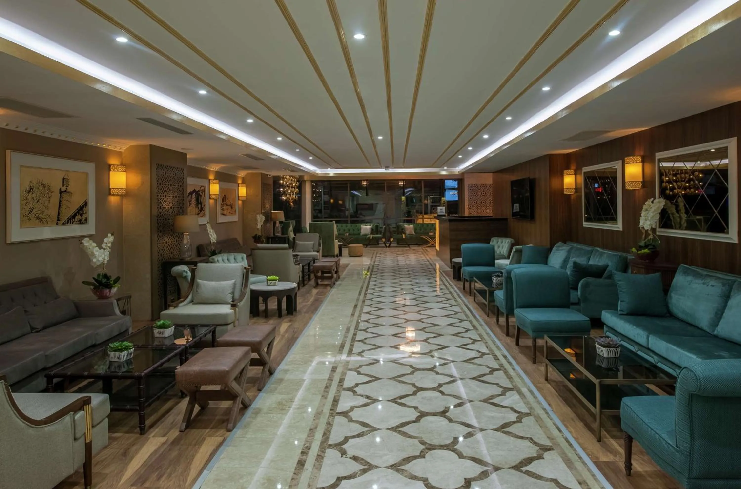 Lobby or reception in Doubletree By Hilton Elazig