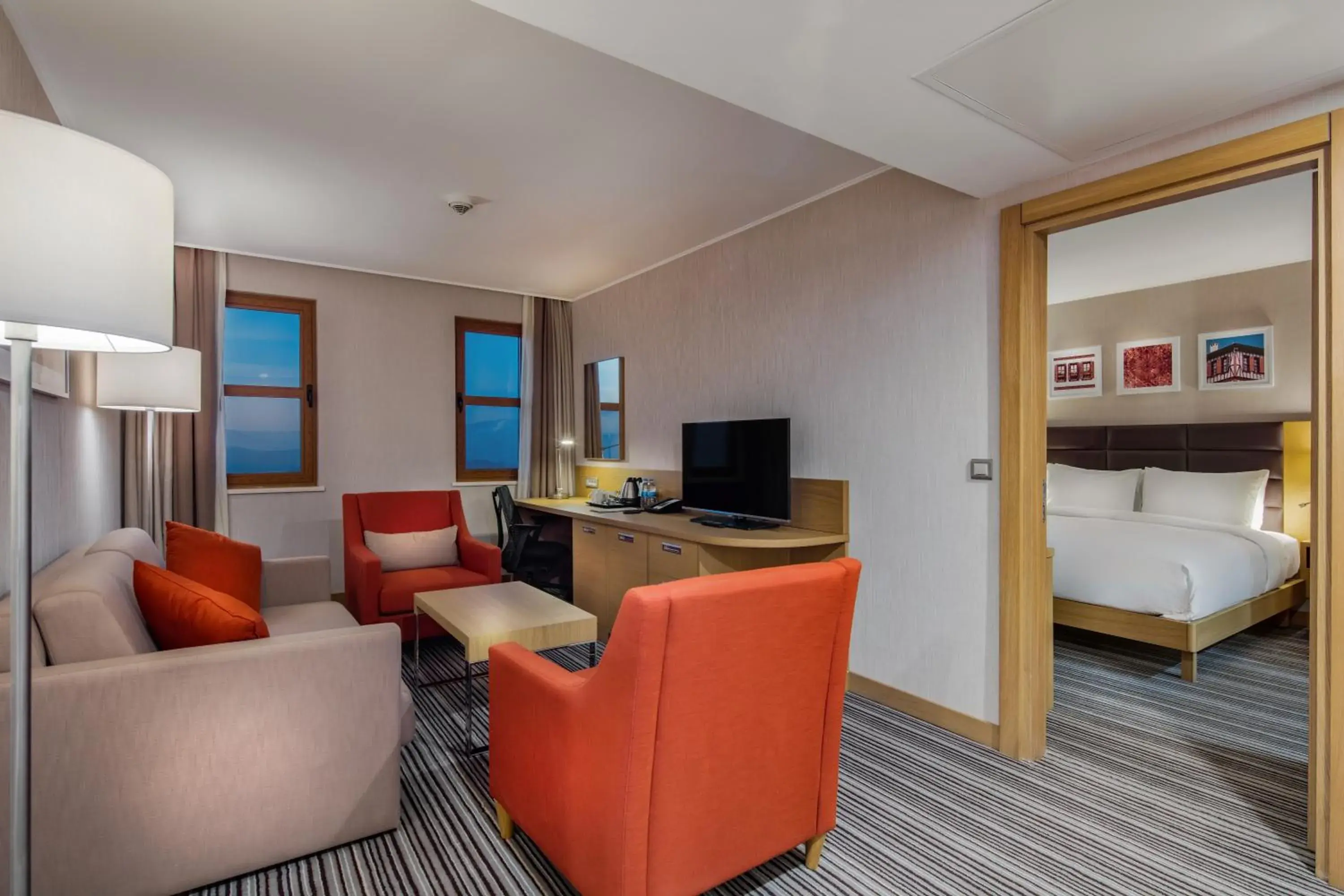 One-Bedroom King Suite with Pool View in Hilton Garden Inn Safranbolu One-Bedroom King Suite with Pool View in Hilton Garden Inn Safranbolu