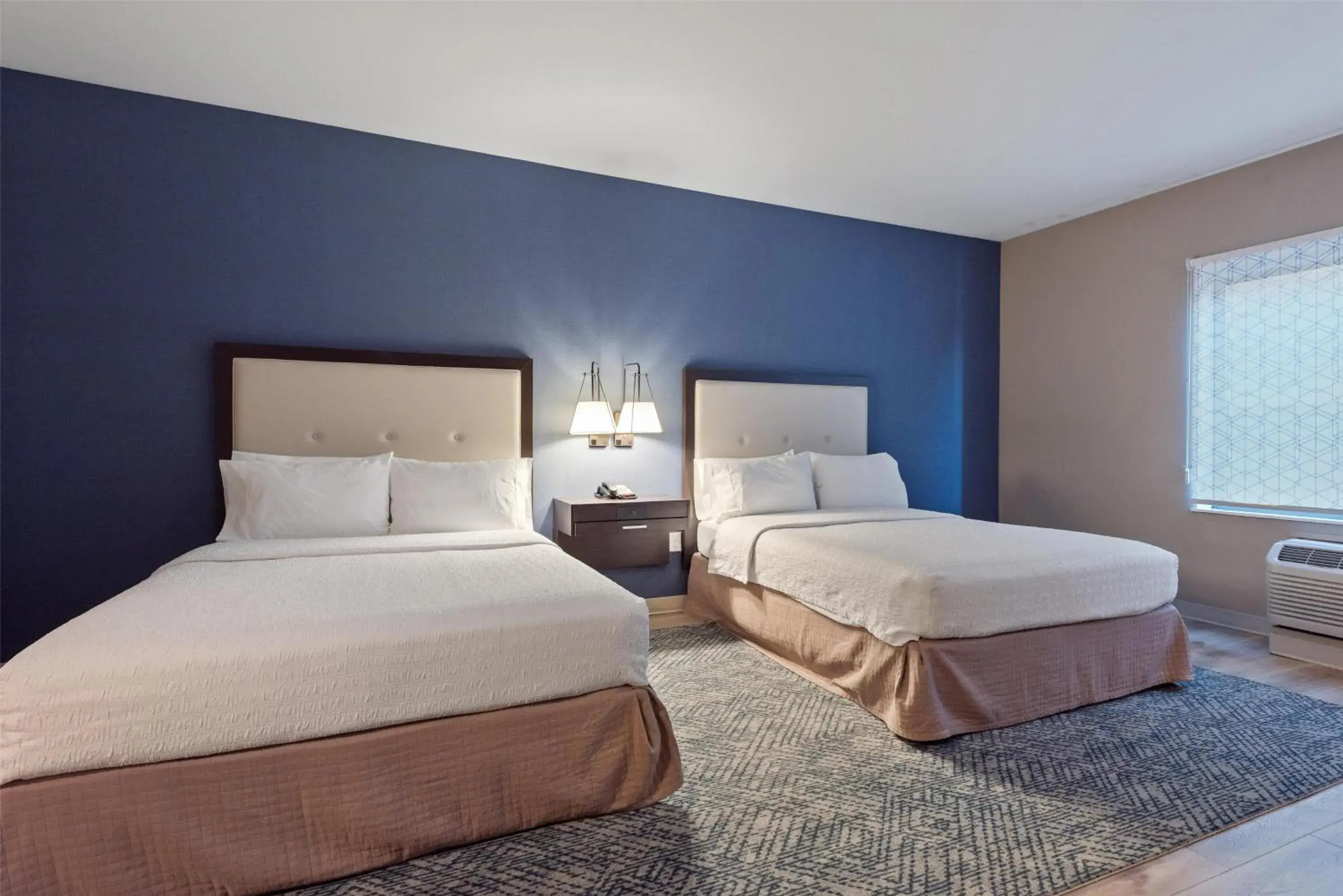 Queen Room with Two Queen Beds - Hearing Access/Non-Smoking in Hampton Inn Mesa Verde/Cortez Co Queen Room with Two Queen Beds - Hearing Access/Non-Smoking in Hampton Inn Mesa Verde/Cortez Co