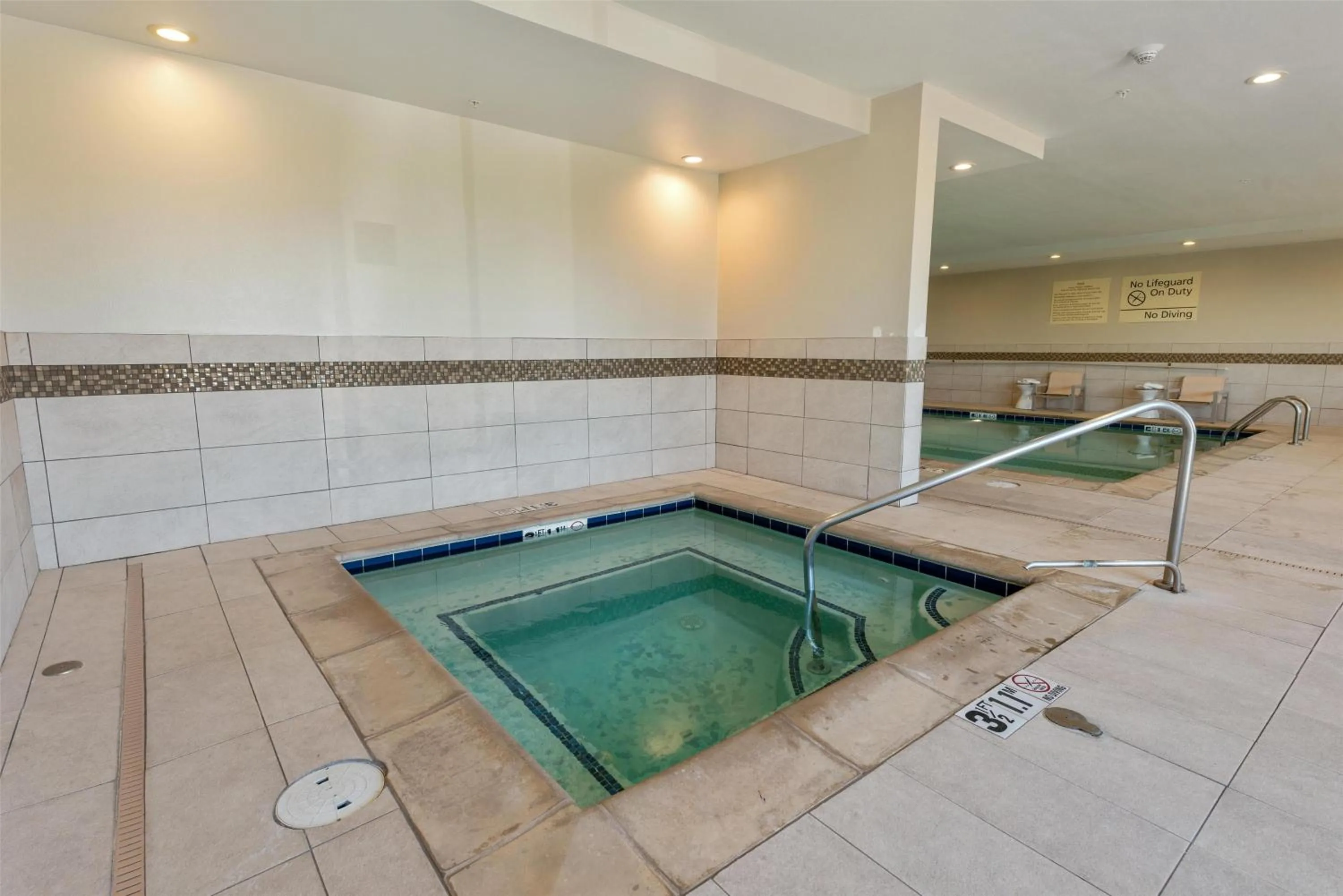 Pool view in Hampton Inn Mesa Verde/Cortez Co