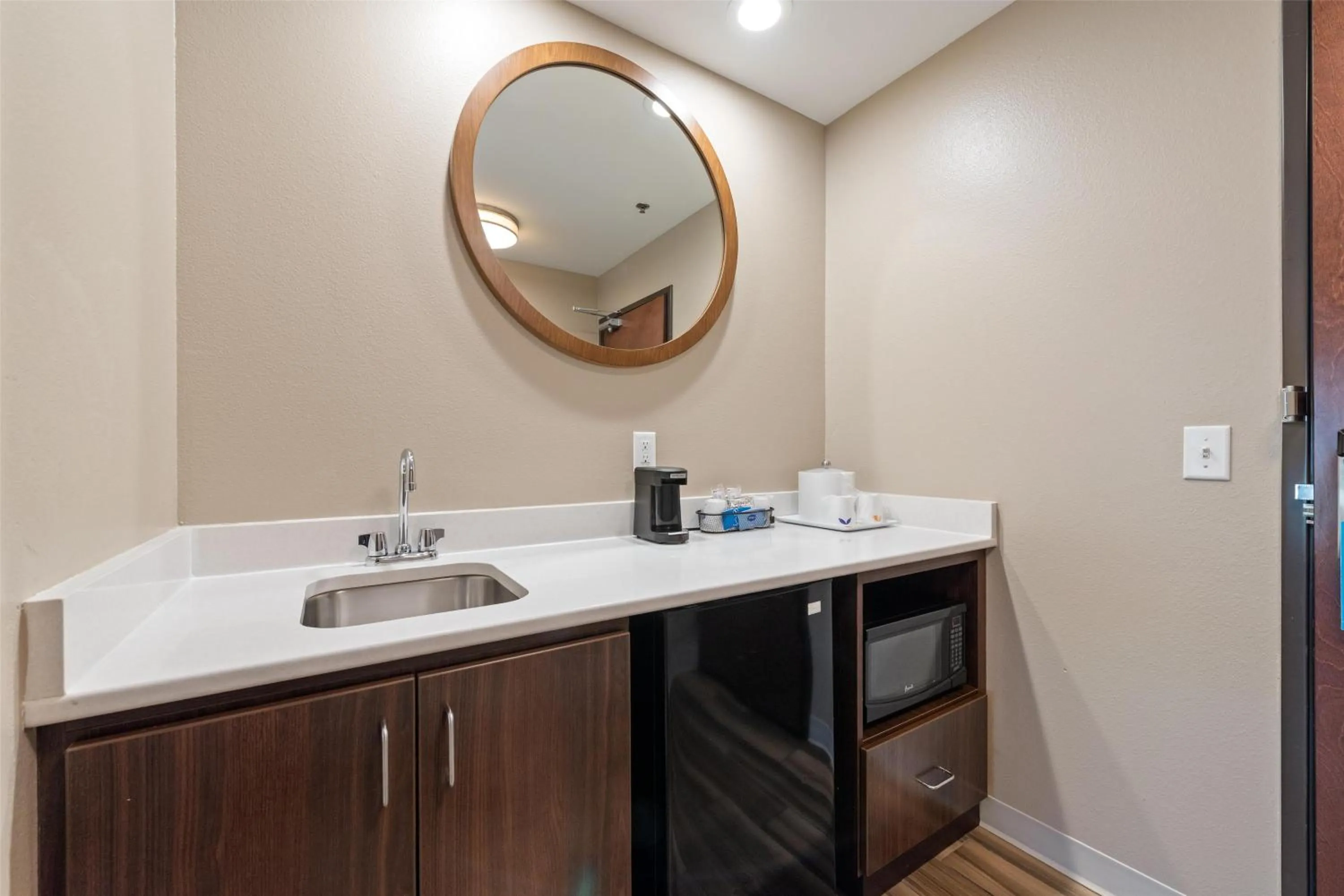 Bedroom in Hampton Inn Mesa Verde/Cortez Co