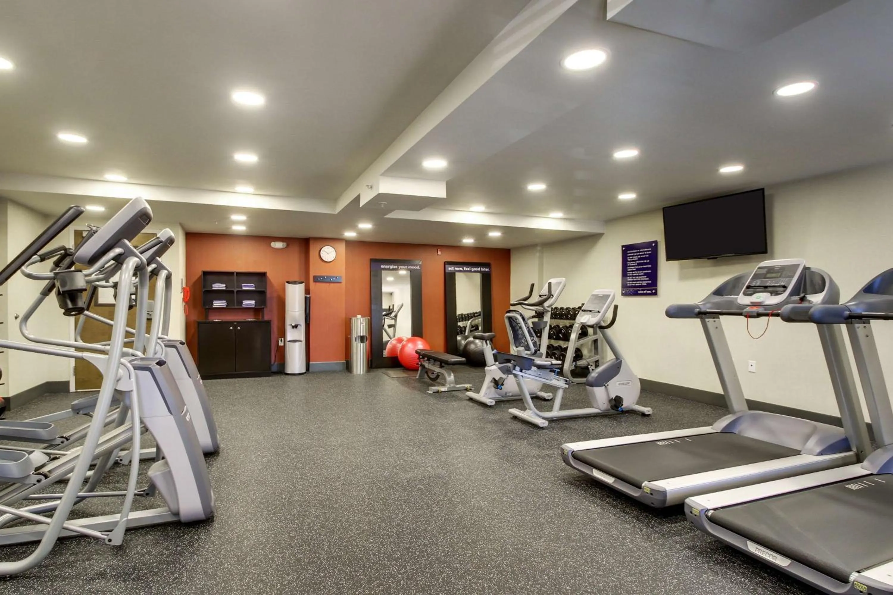 Fitness centre/facilities in Hampton Inn & Suites Cordele