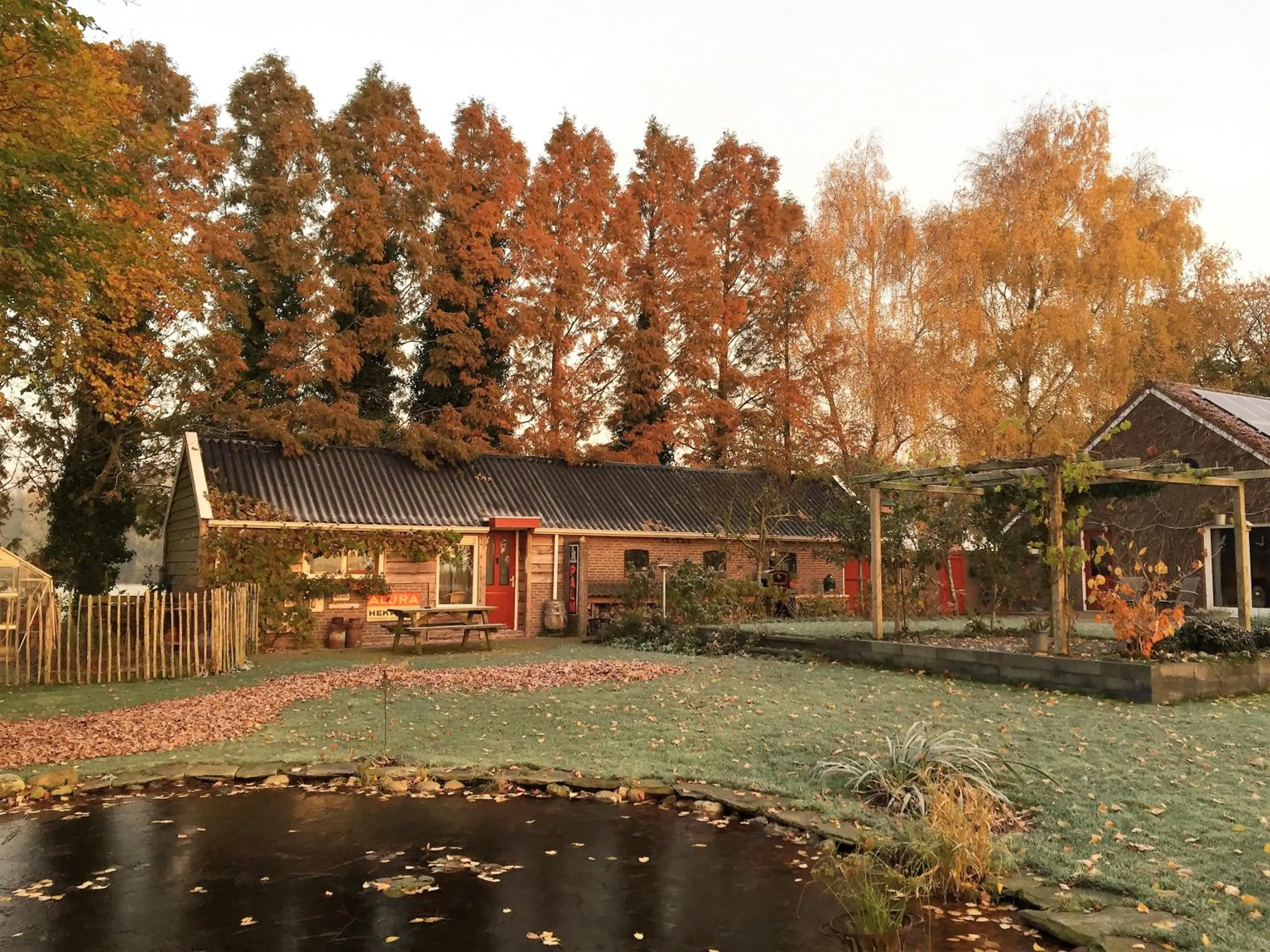 Facade/entrance in De Porrepoele