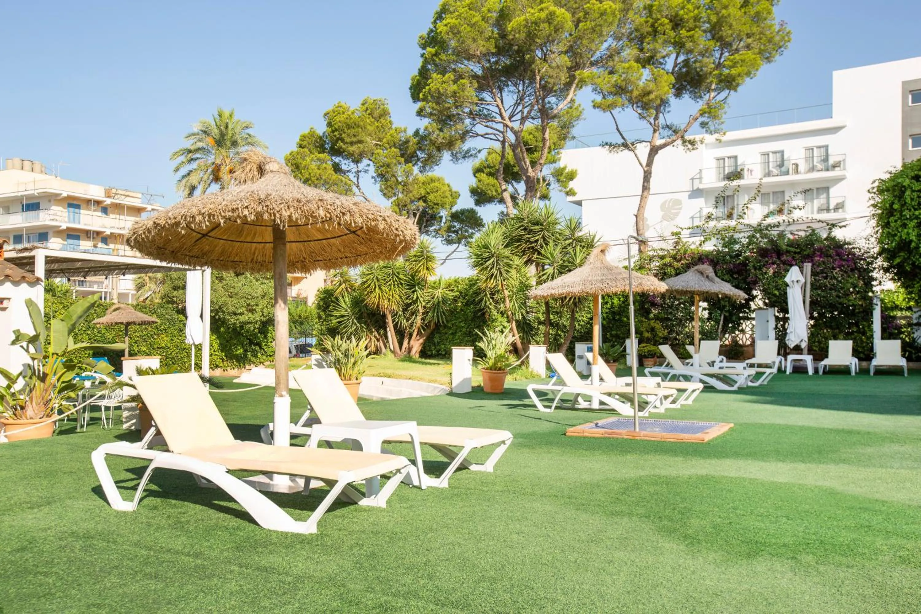 Swimming pool in Hotel Foners