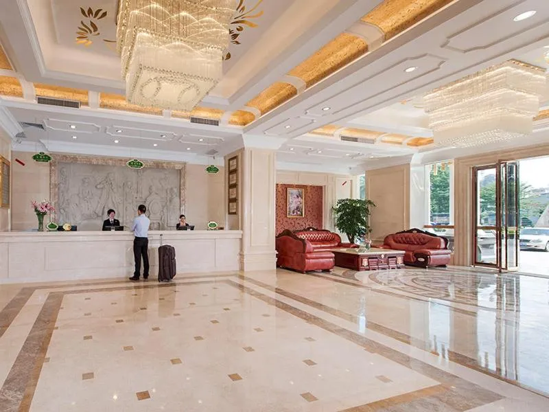 Vienna Hotel Huizhou Chenjiang Avenue