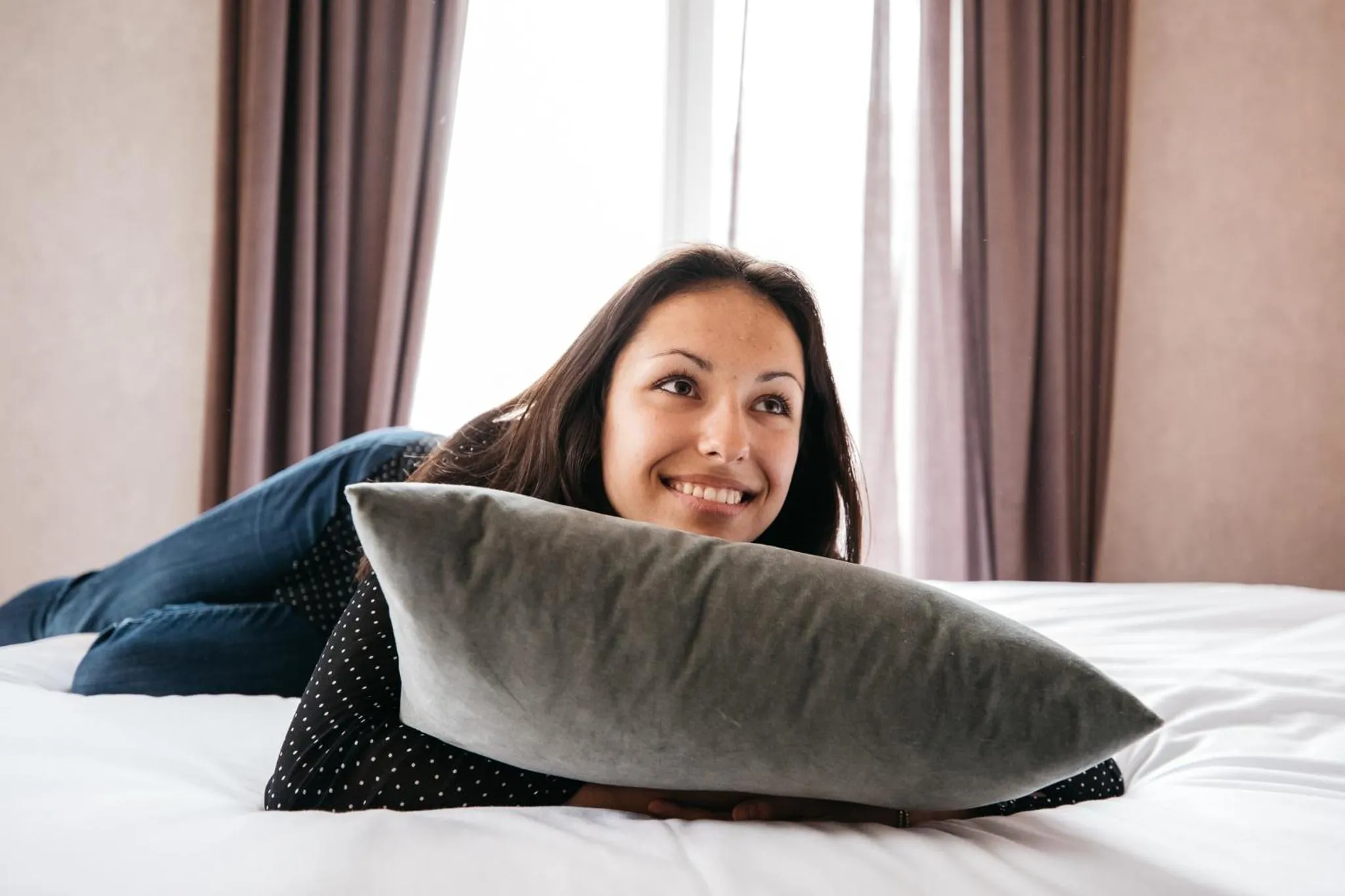Decorative detail, Bed in Monsieur Maurice