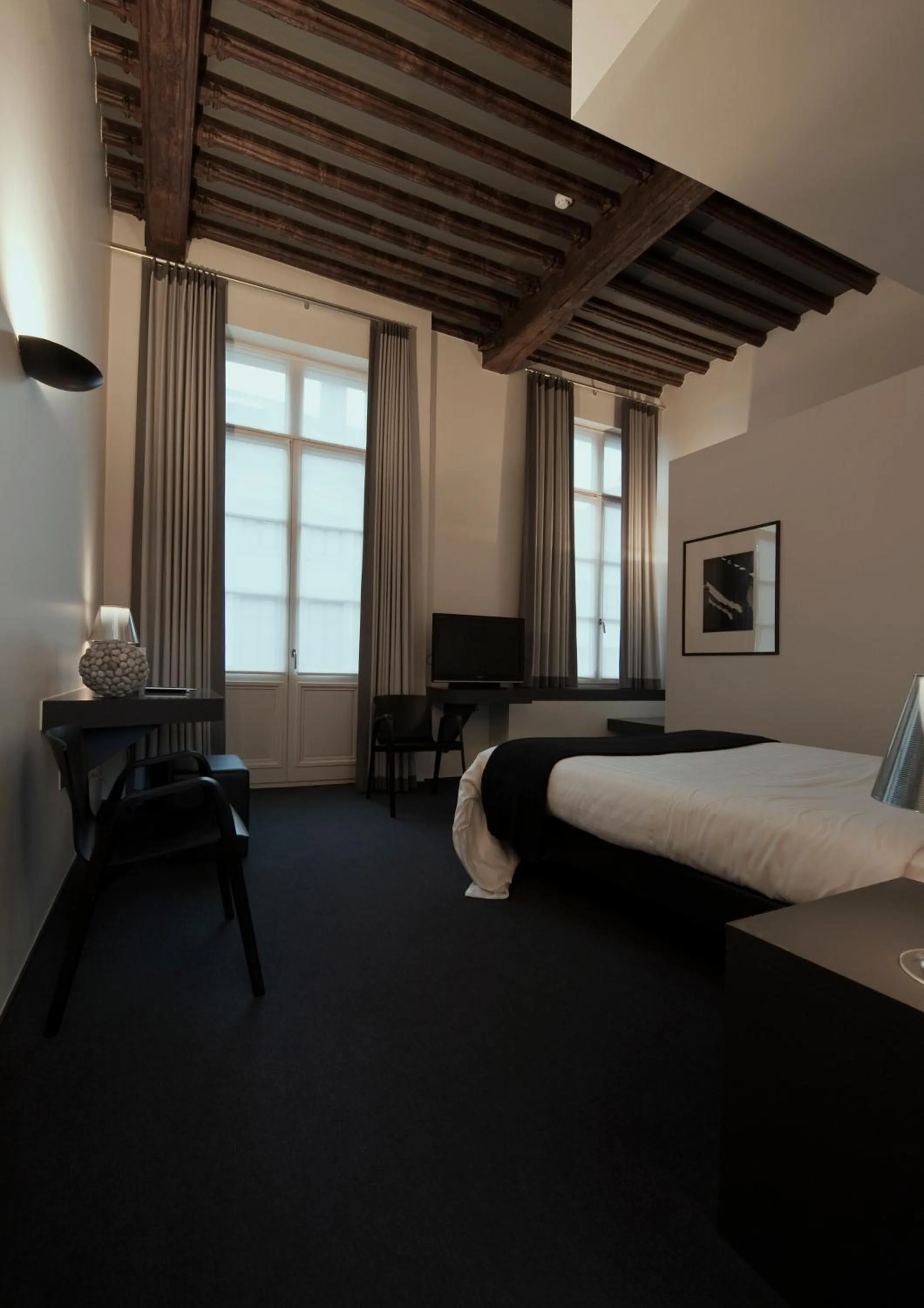 Bedroom, Bed in Hotel Messeyne