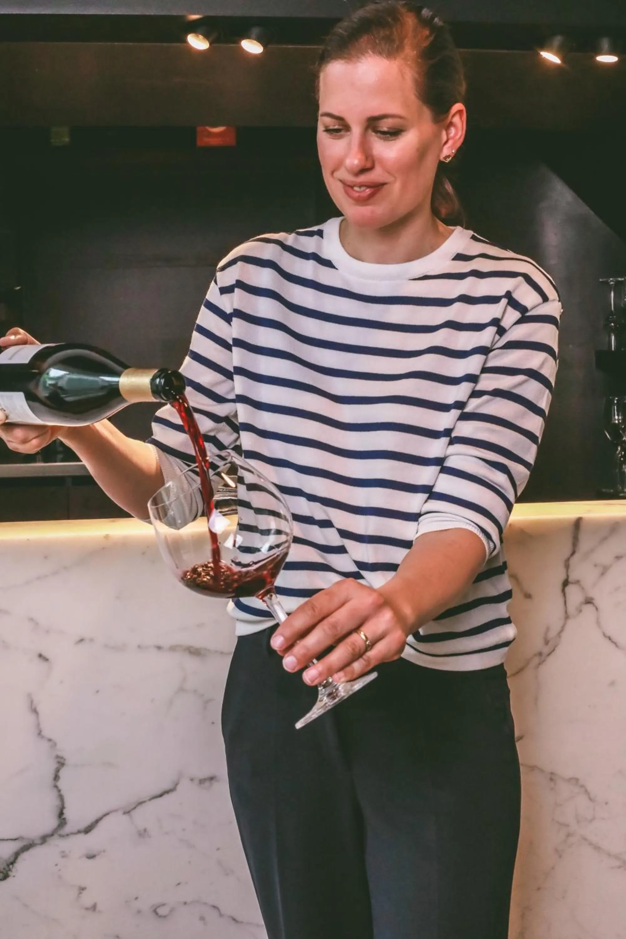 Restaurant/places to eat in Hotel Messeyne