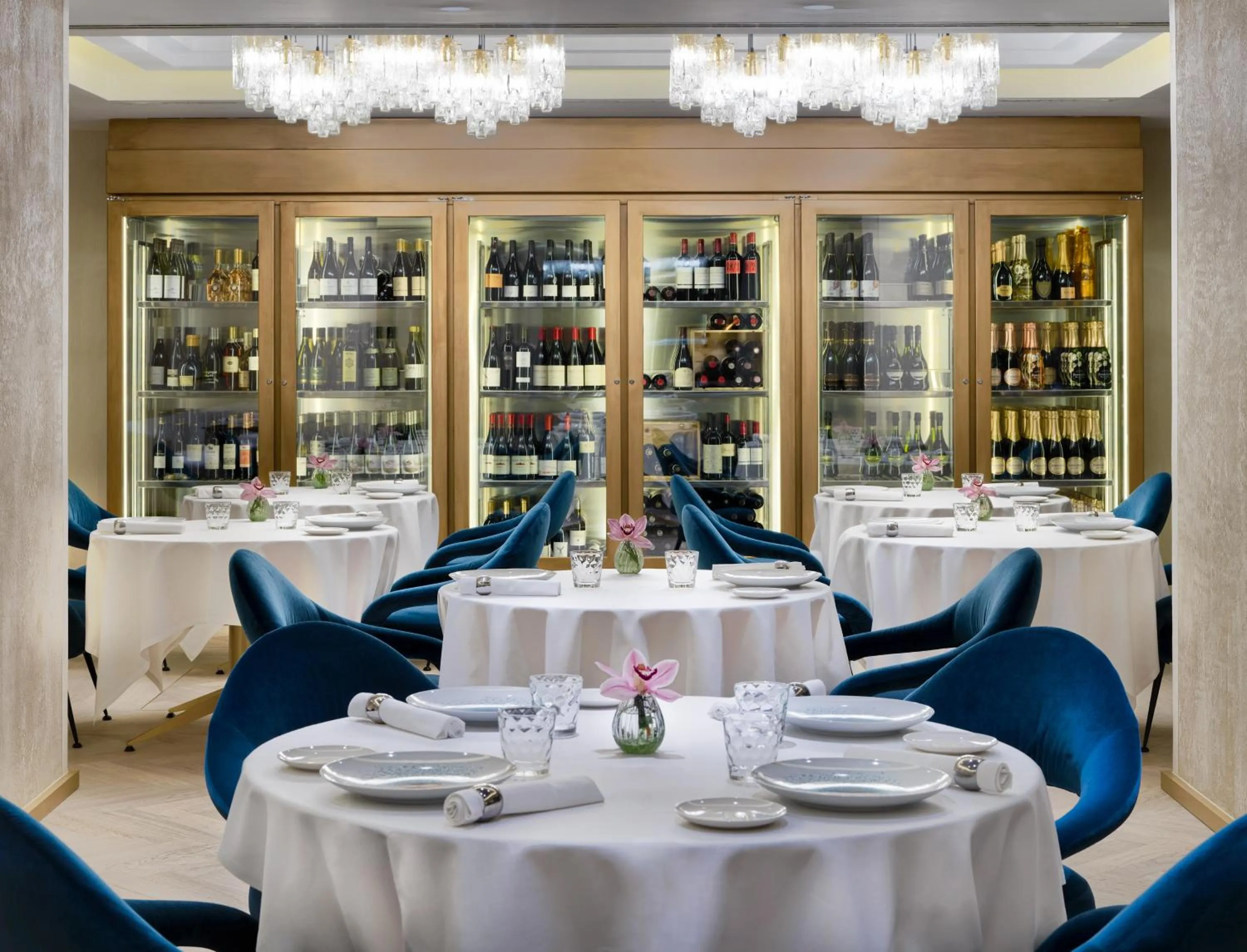 Restaurant/places to eat in The One Barcelona GL