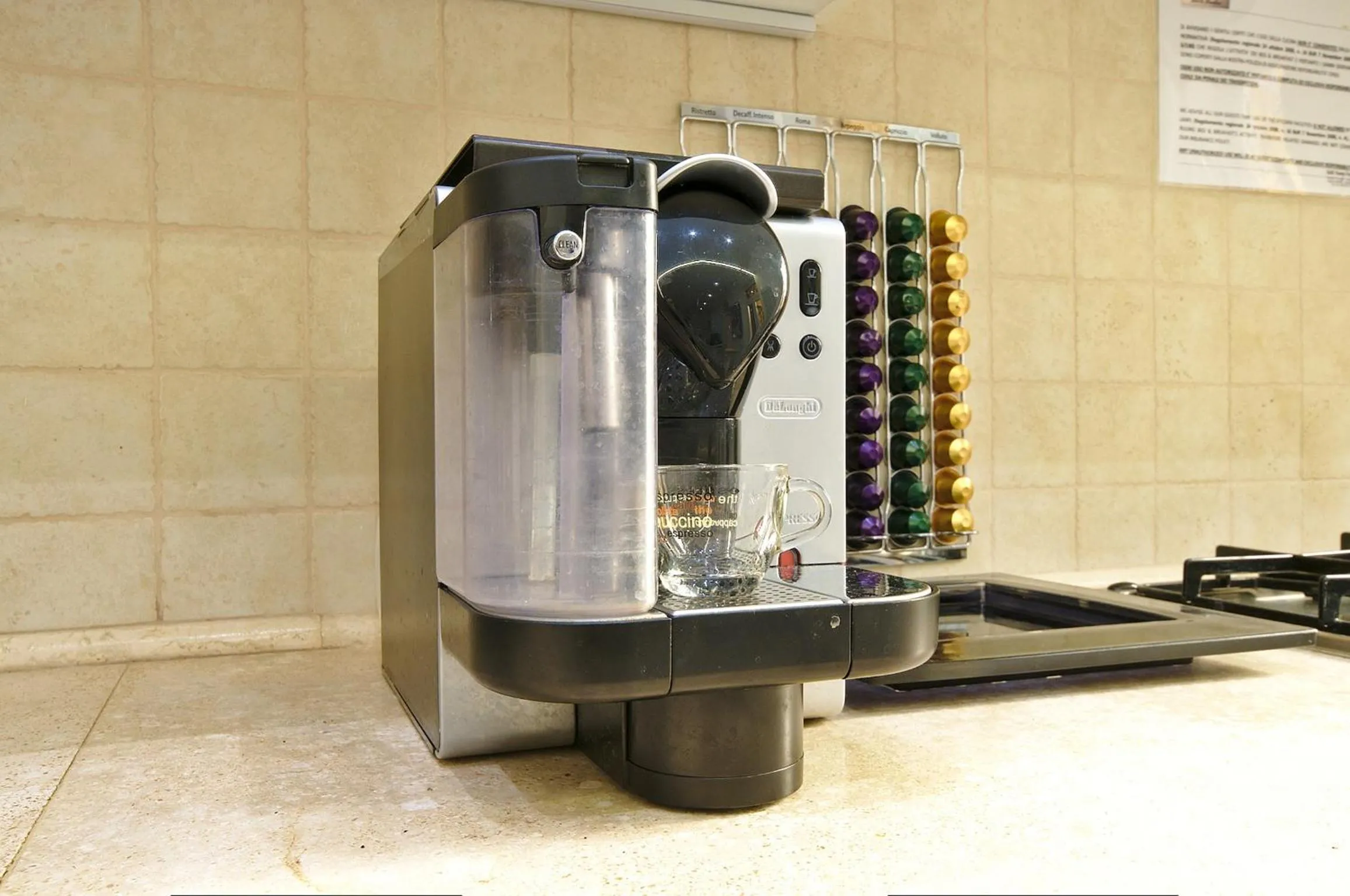 Coffee/tea facilities in Roma Borgo91