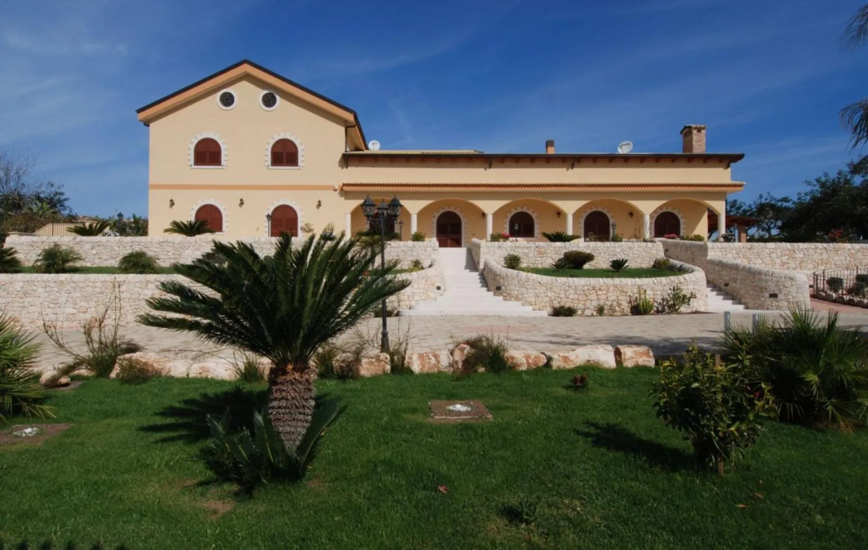 Facade/entrance in Villa Giulia - Sicilian Luxury Garden