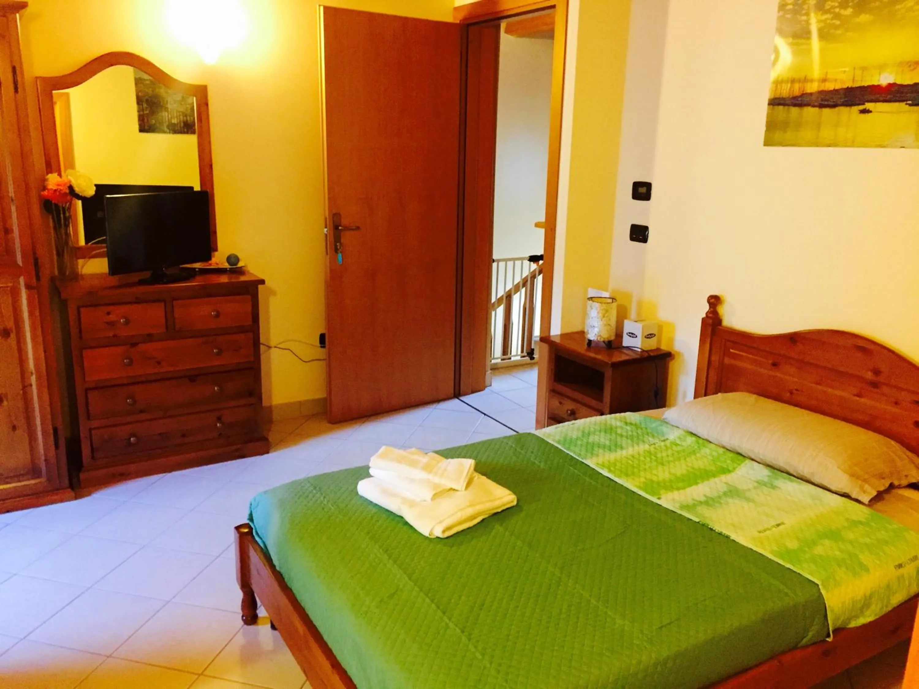 Bedroom, Bed in Villa Giulia - Sicilian Luxury Garden