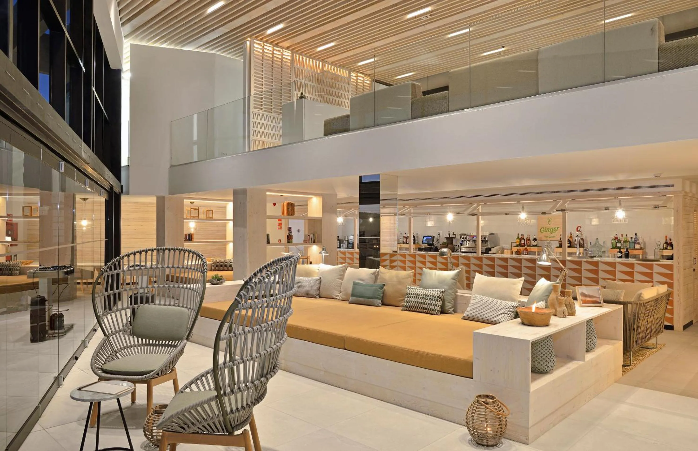 Lounge or bar in INNSiDE by Meliá Fuerteventura – Adults Only