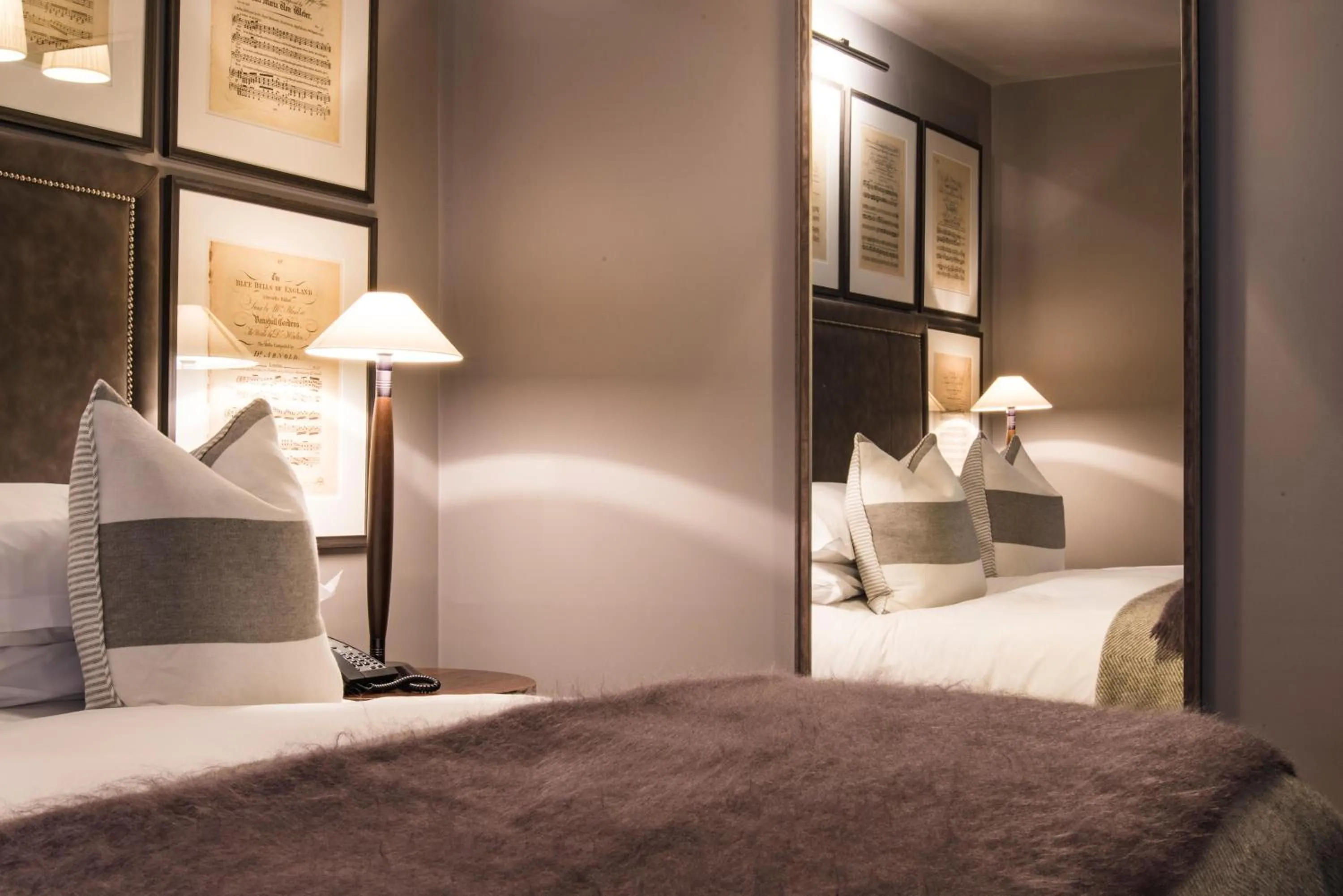 Bedroom, Bed in Dakota Leeds