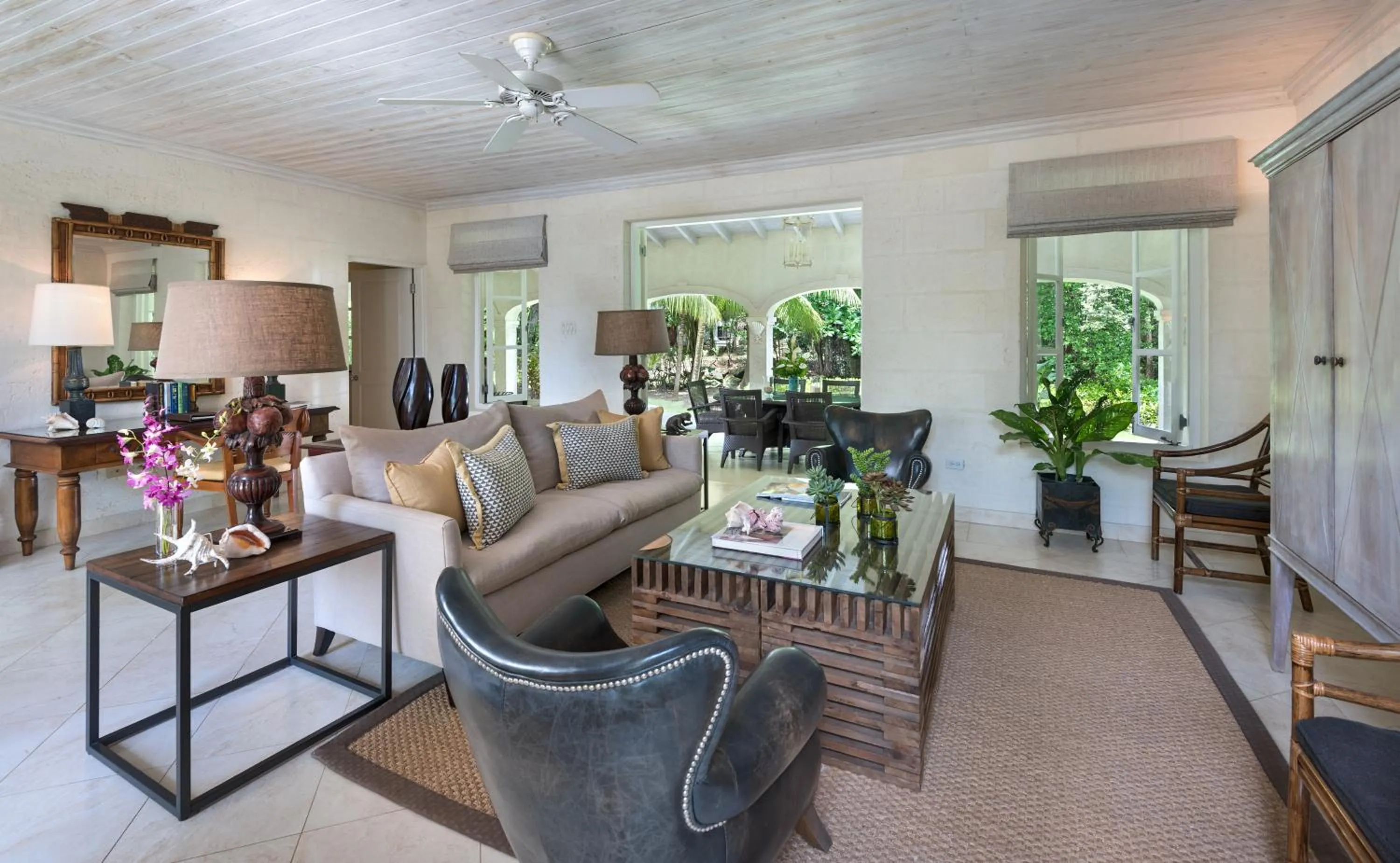 Living room in Coral Reef Club