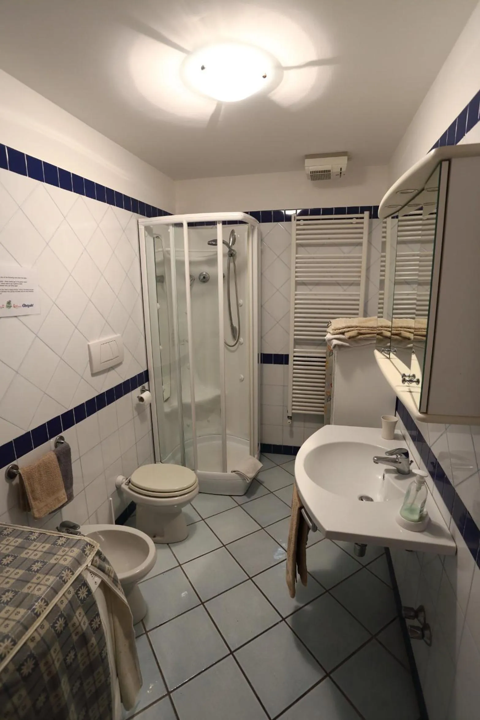 Shower in Ambrosio Relais