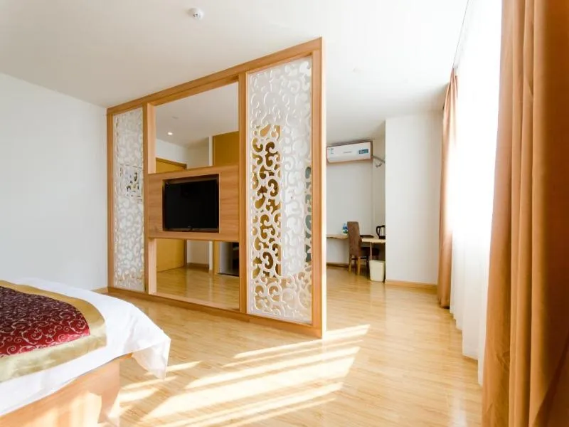 GreenTree Inn Jiangsu Suzhou North Zhongshan Road Weiye Yingchun Plaza Business Hotel