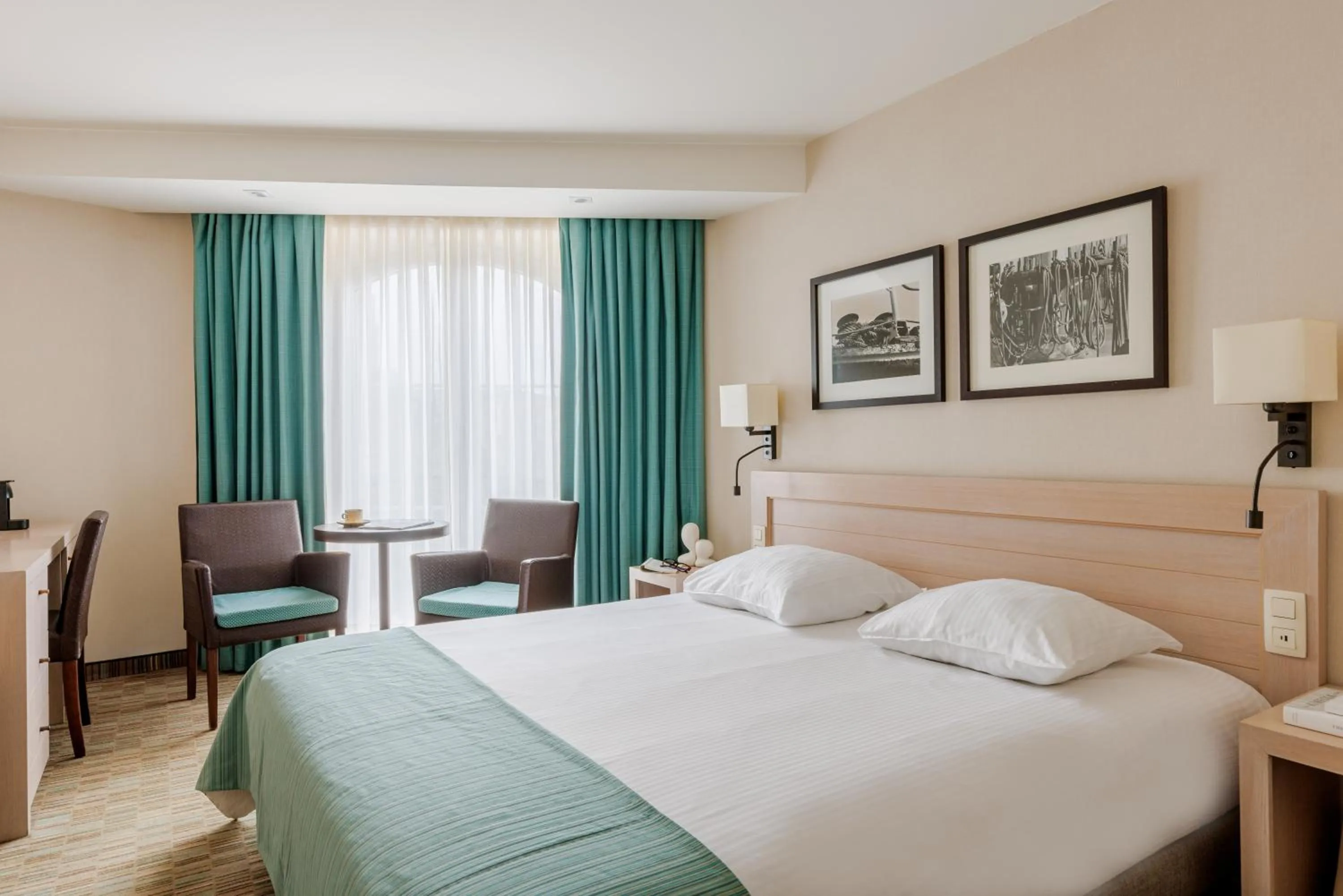 Bed in Hotel Aazaert by WP Hotels