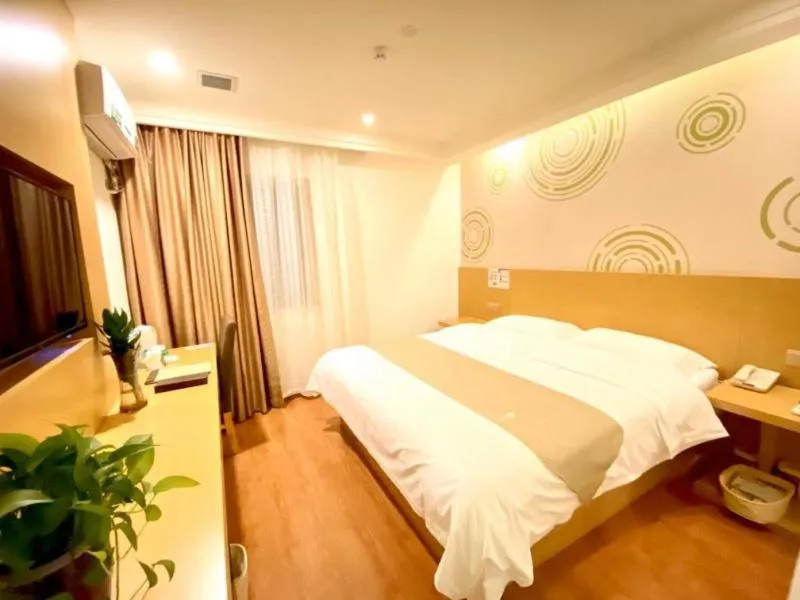 Bed in GreenTree Inn Tianjin Xiqing District Xiuchuan Road Sunshine 100