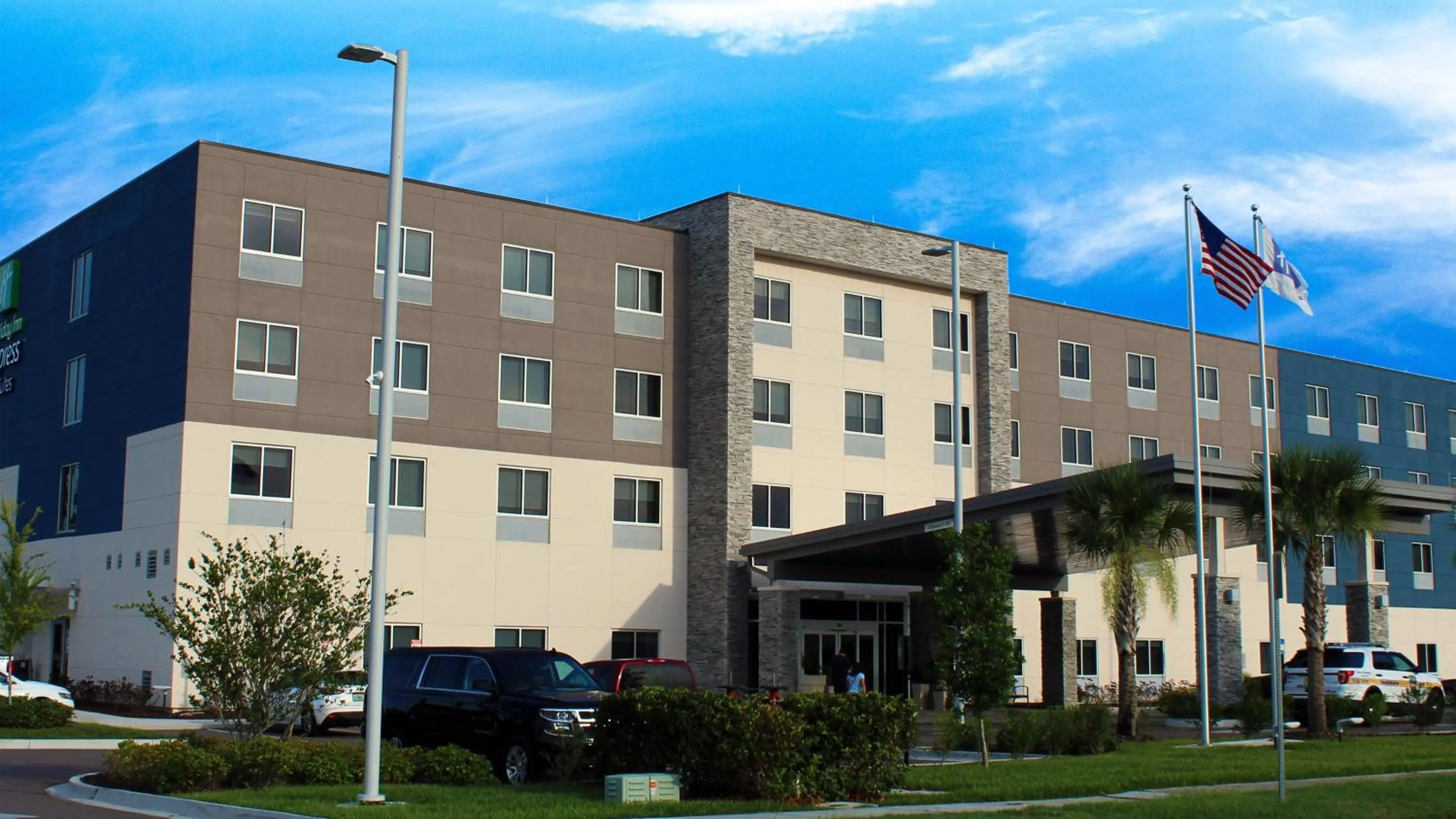 Property building in Holiday Inn Express & Suites - Jacksonville W - I295 and I10 by IHG