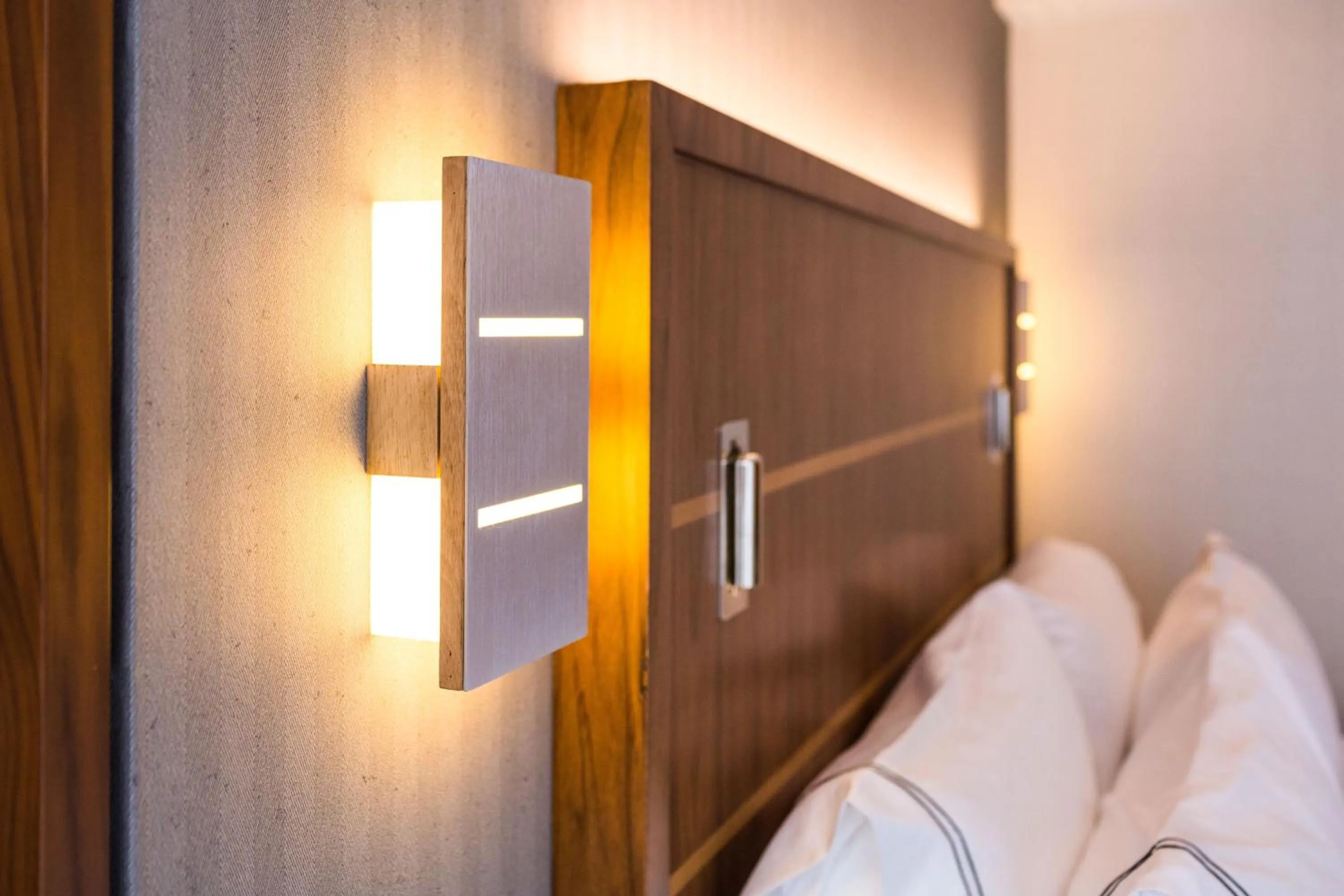 Bedroom, Bed in Crowne Plaza HY36 Midtown Manhattan by IHG