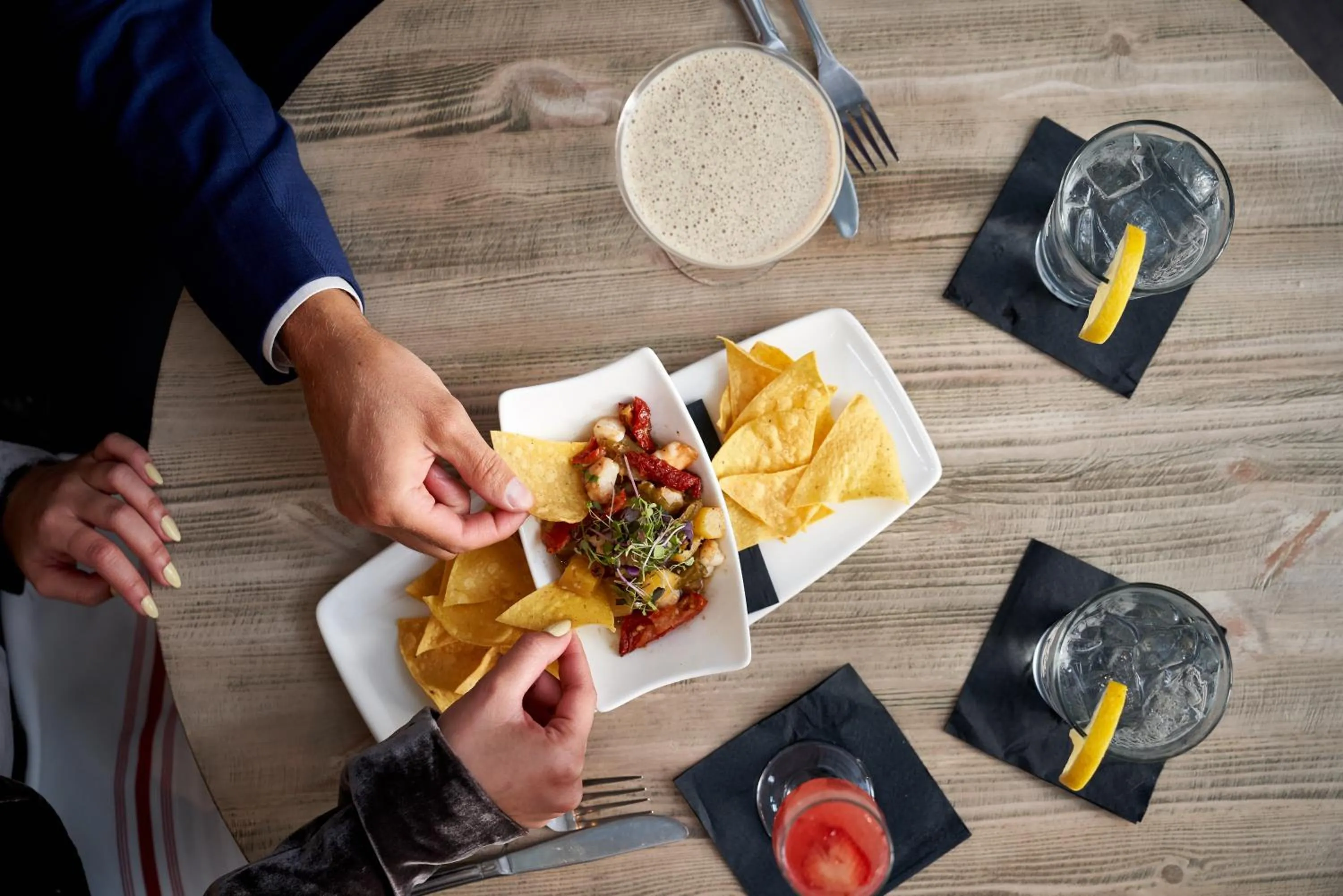 Restaurant/places to eat in Crowne Plaza HY36 Midtown Manhattan by IHG