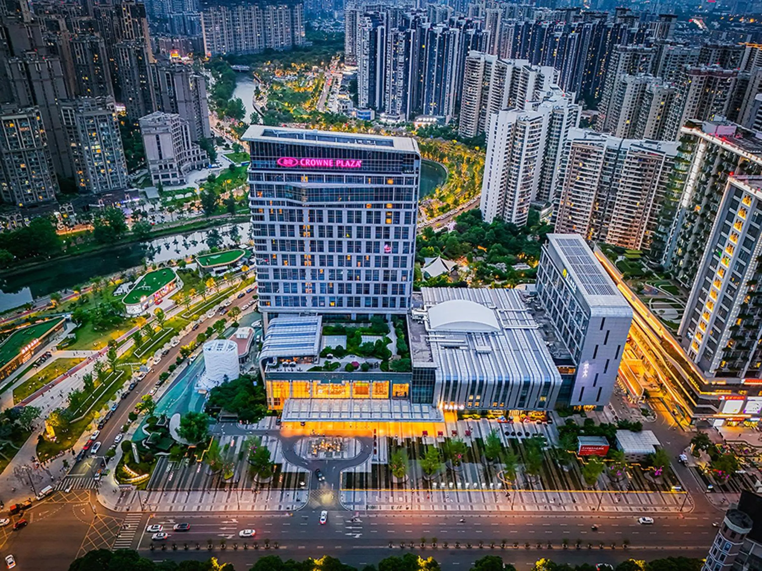 Quiet street view in Crowne Plaza Chengdu Wenjiang by IHG