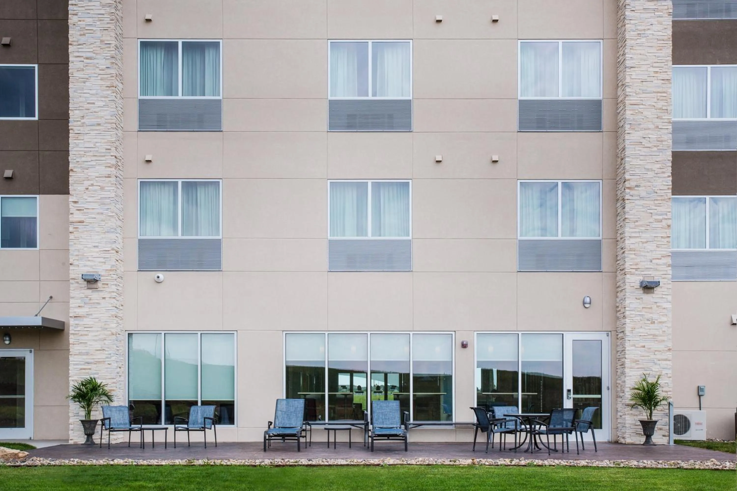 Property building in Holiday Inn Express & Suites - Rapid City - Rushmore South by IHG