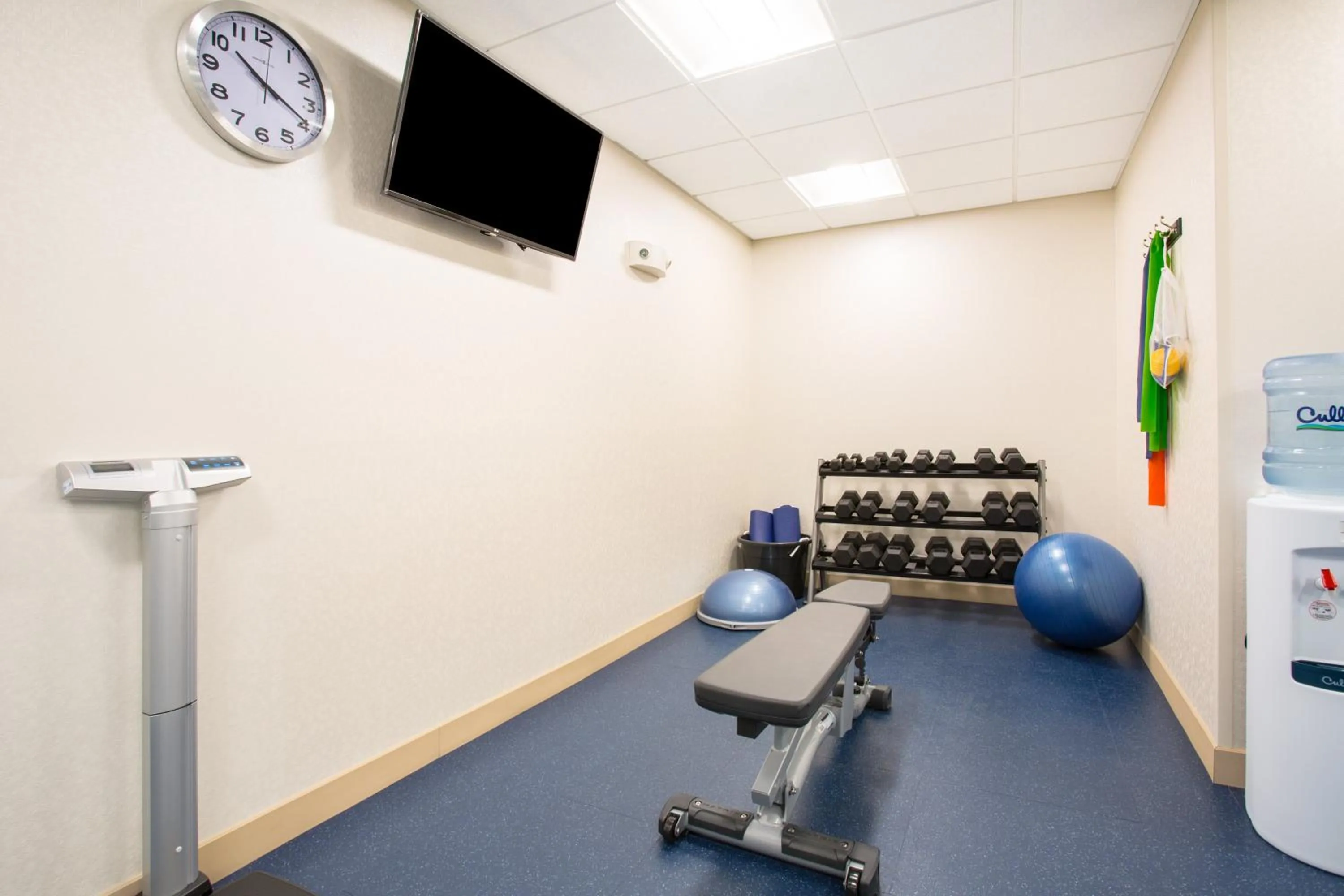 Fitness centre/facilities in Holiday Inn Express & Suites - Rapid City - Rushmore South by IHG