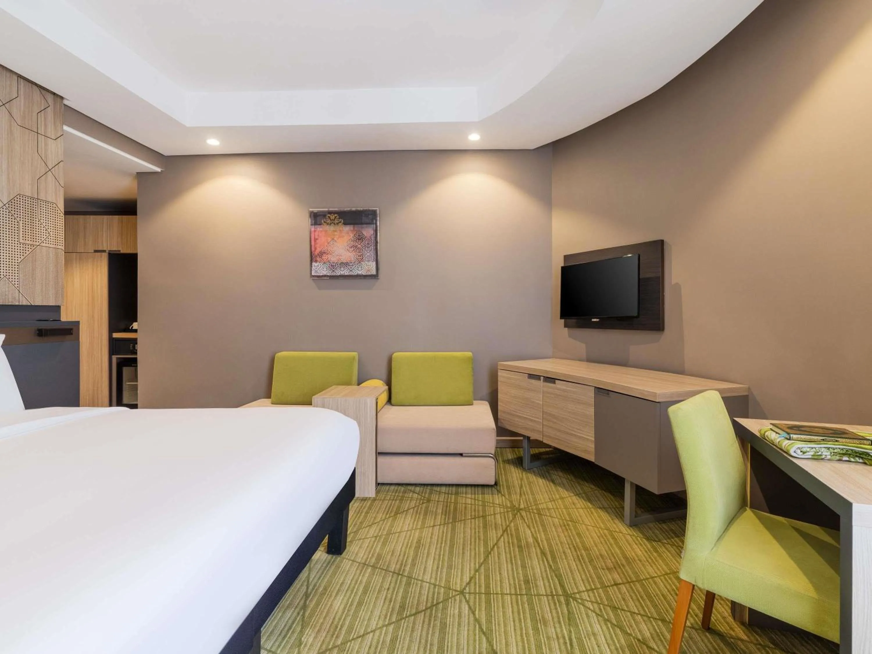 Bedroom in ibis Styles Makkah