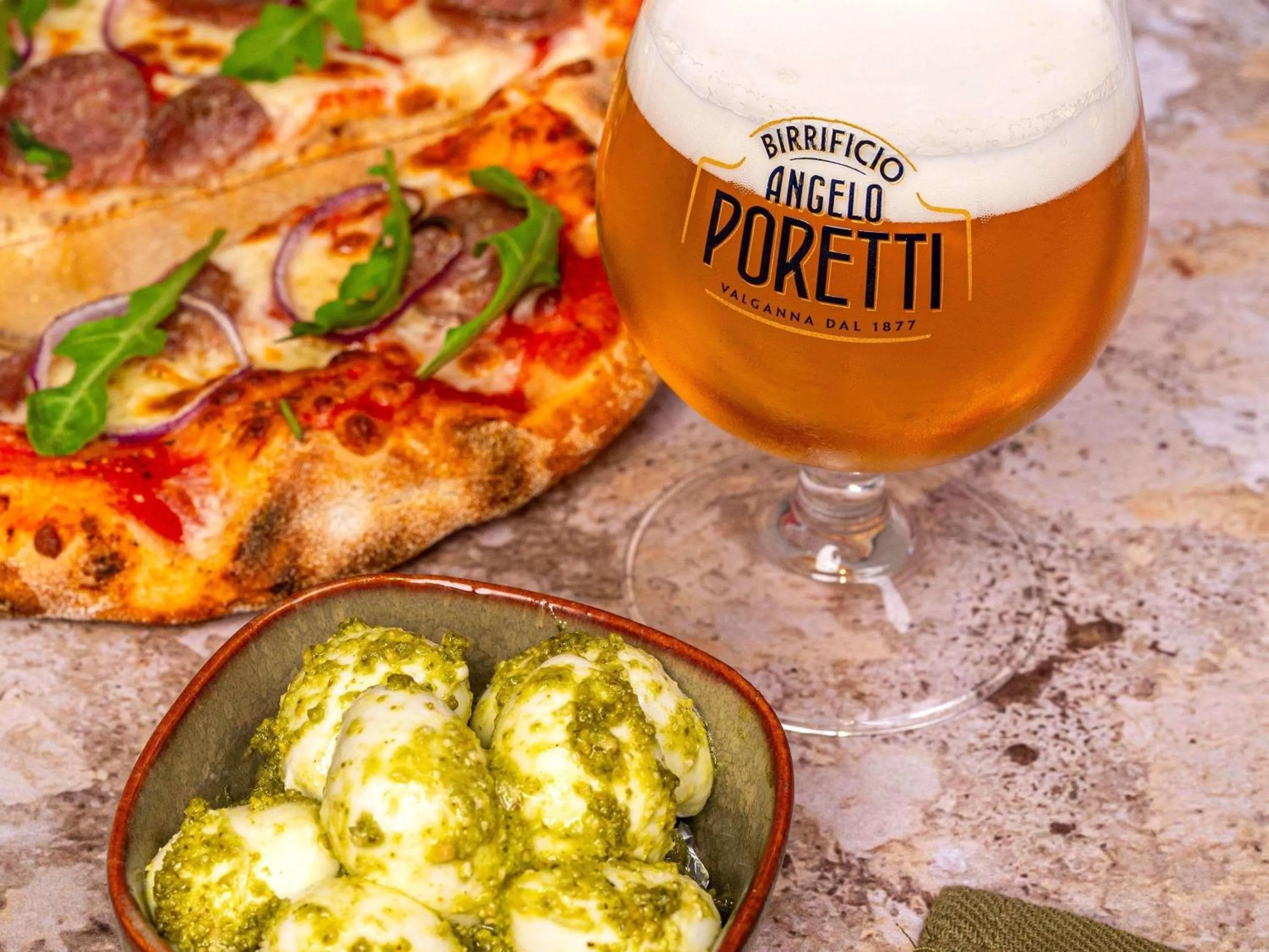 Restaurant/places to eat in ibis budget Sens