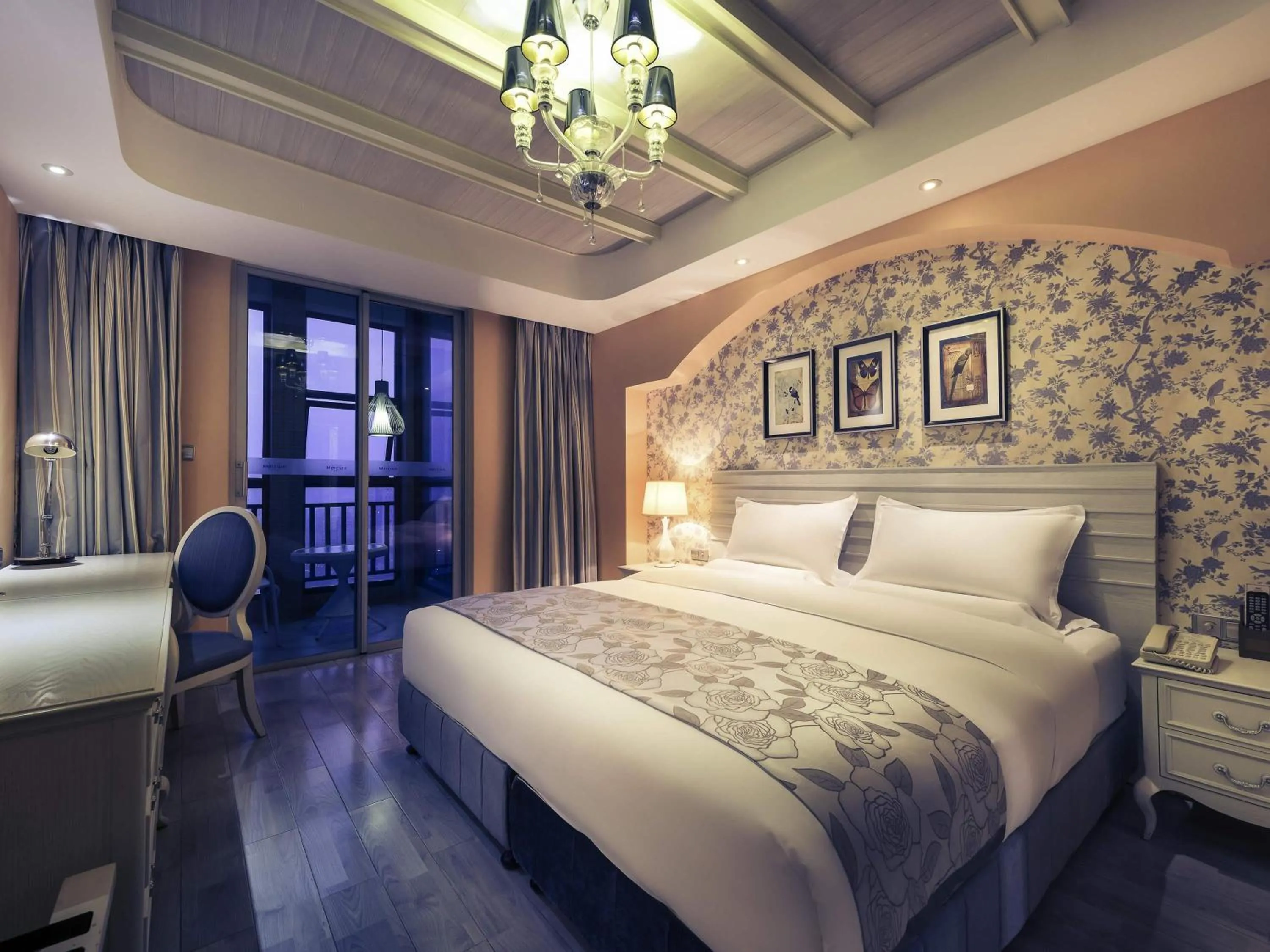 Bedroom, Bed in Mercure Xiamen Exhibition Centre