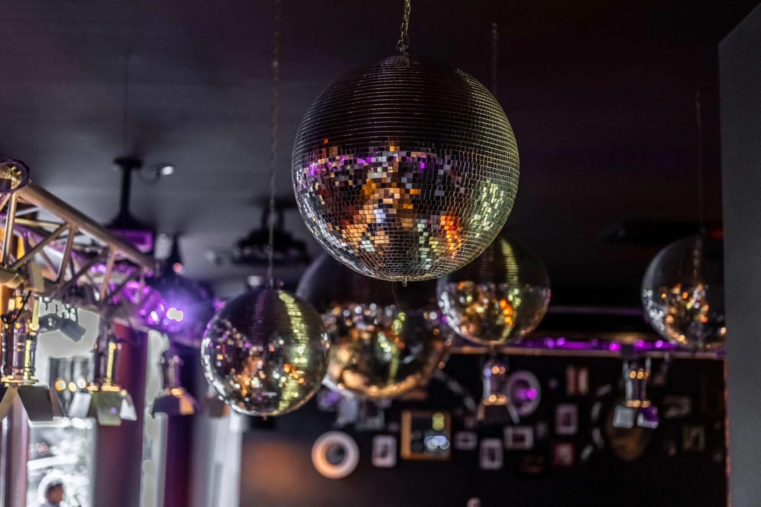 Lobby or reception in pentahotel Leuven